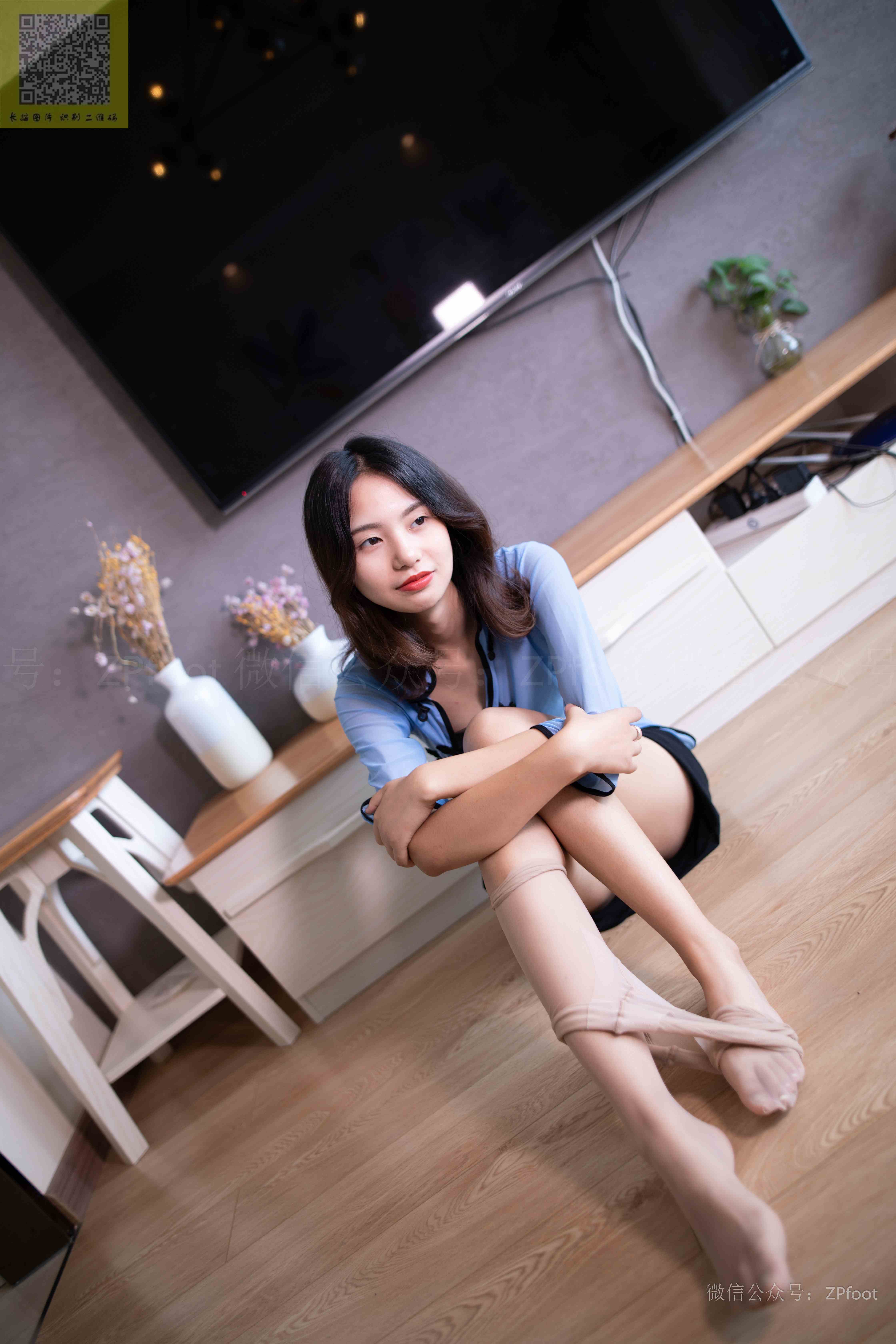 China Beauty Legs and feet 1228