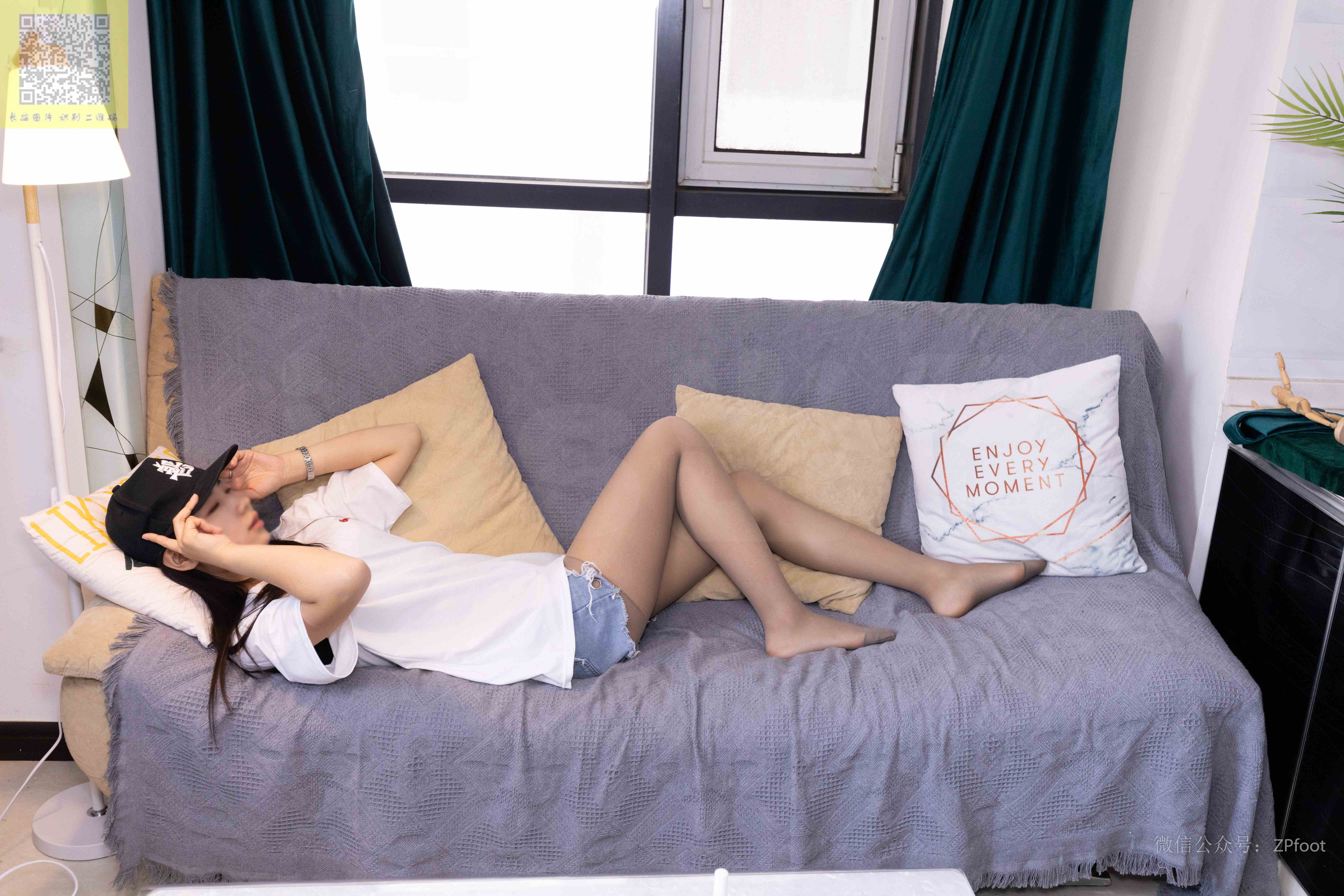 China Beauty Legs and feet 1230