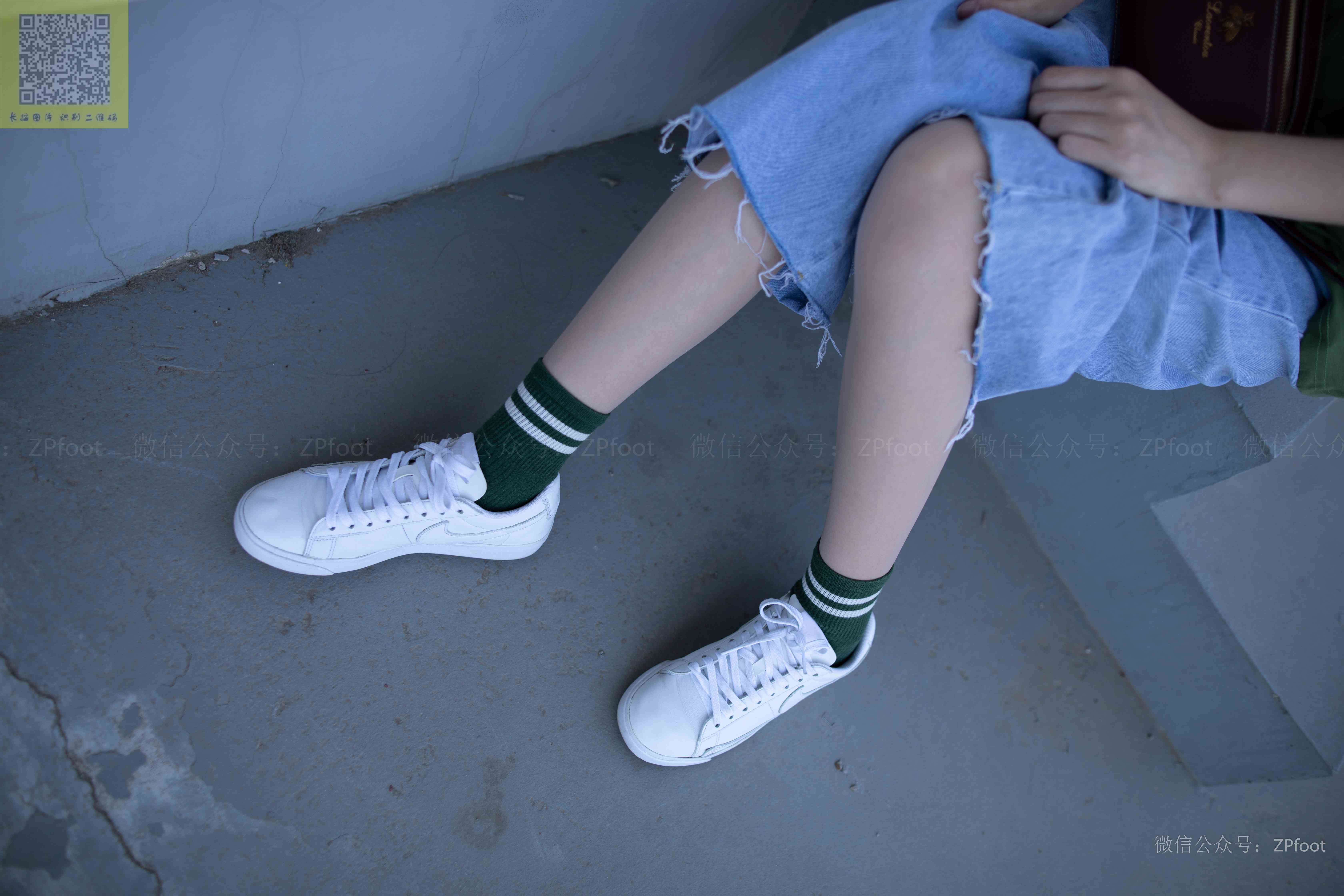 China Beauty Legs and feet 1239