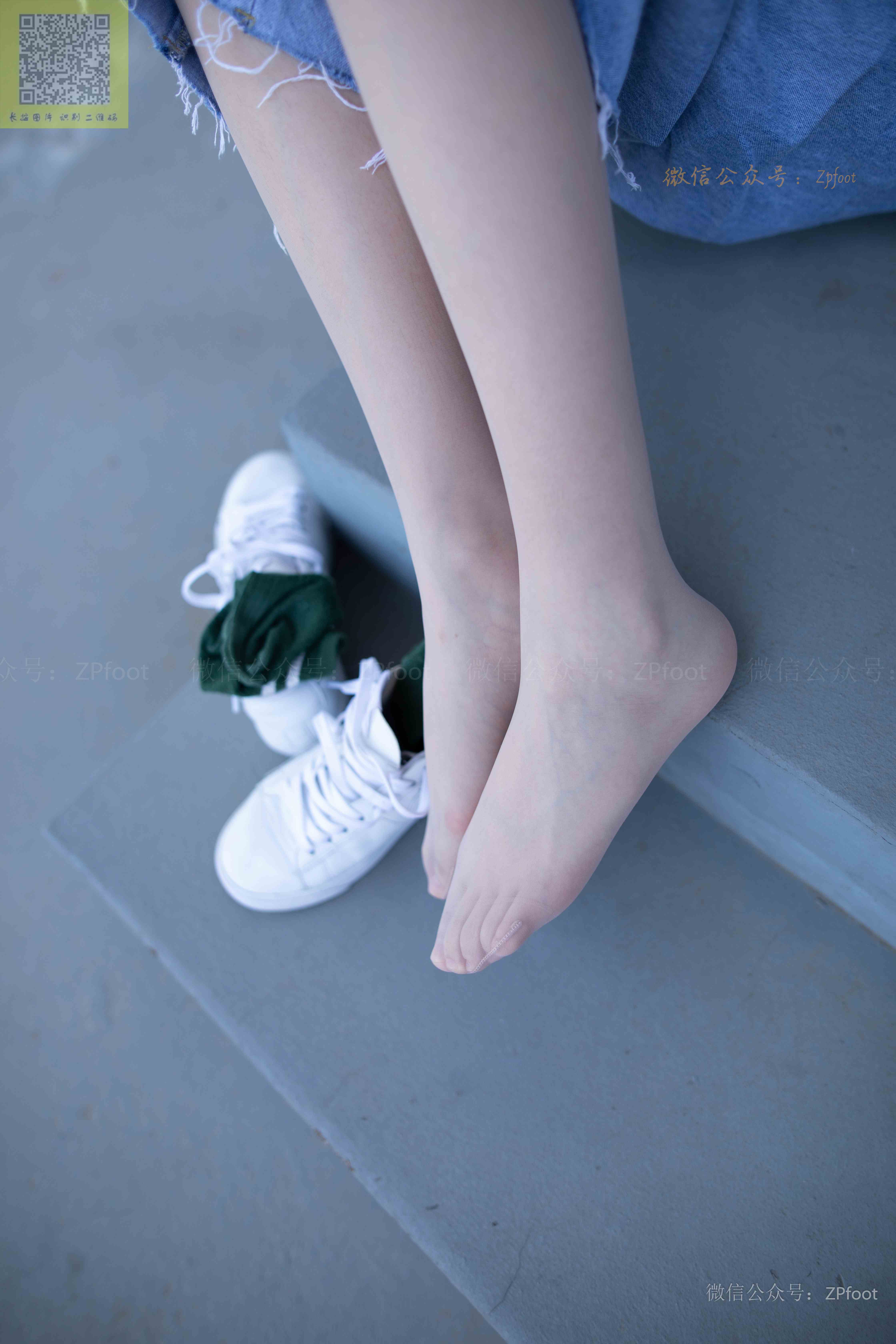 China Beauty Legs and feet 1239