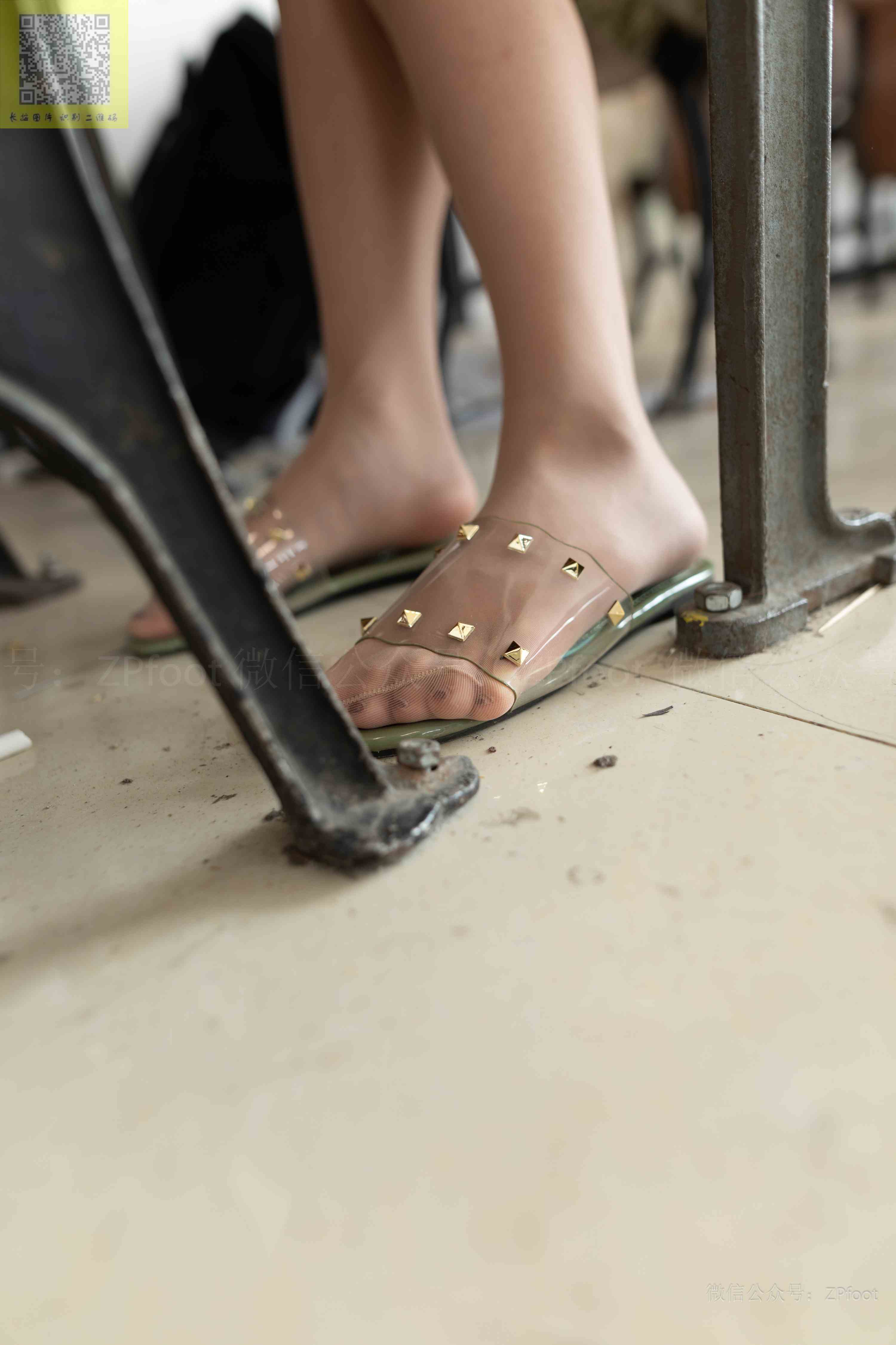 China Beauty Legs and feet 1240