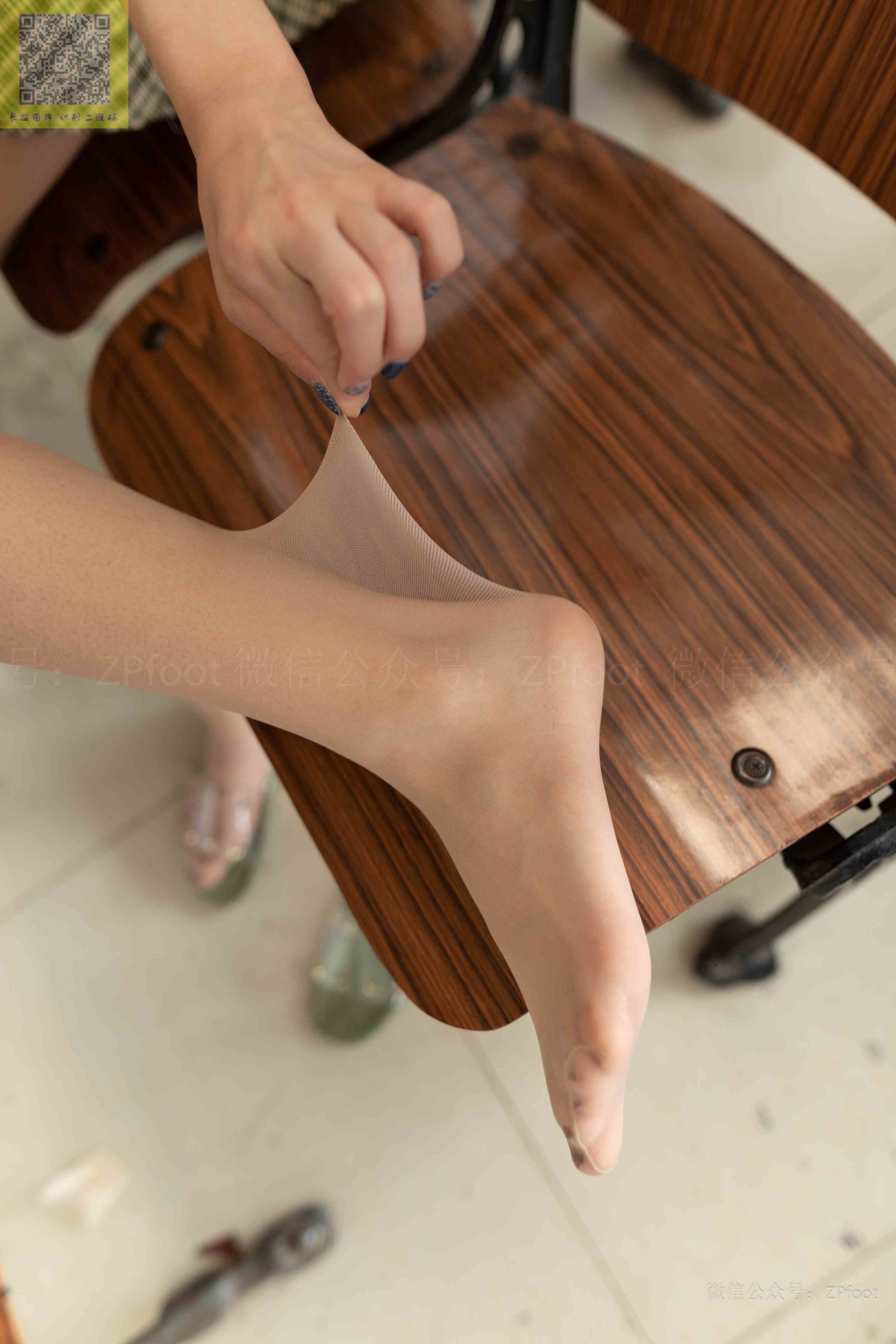 China Beauty Legs and feet 1240