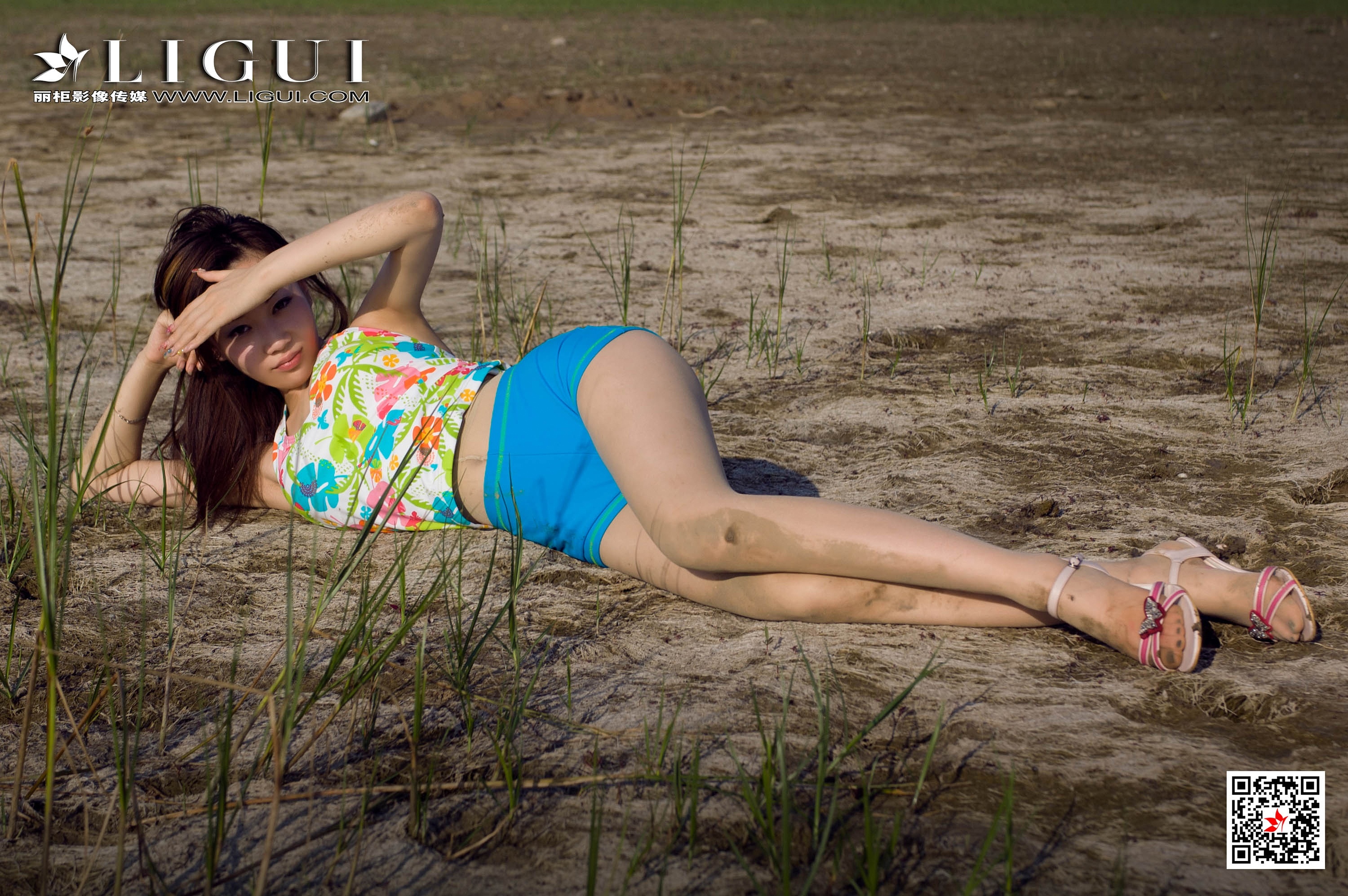 pretty lady dirty feet 100