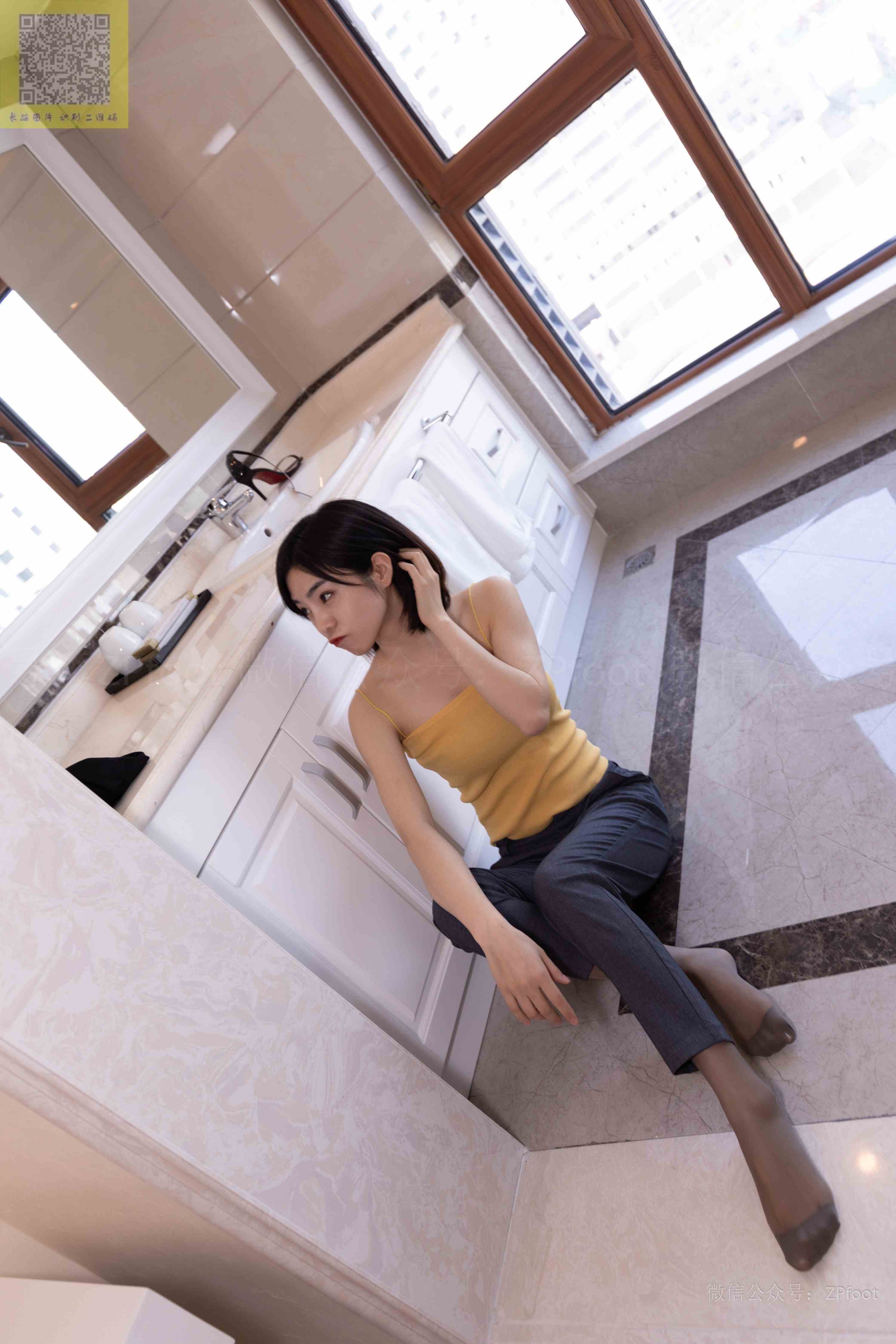 China Beauty Legs and feet 1246