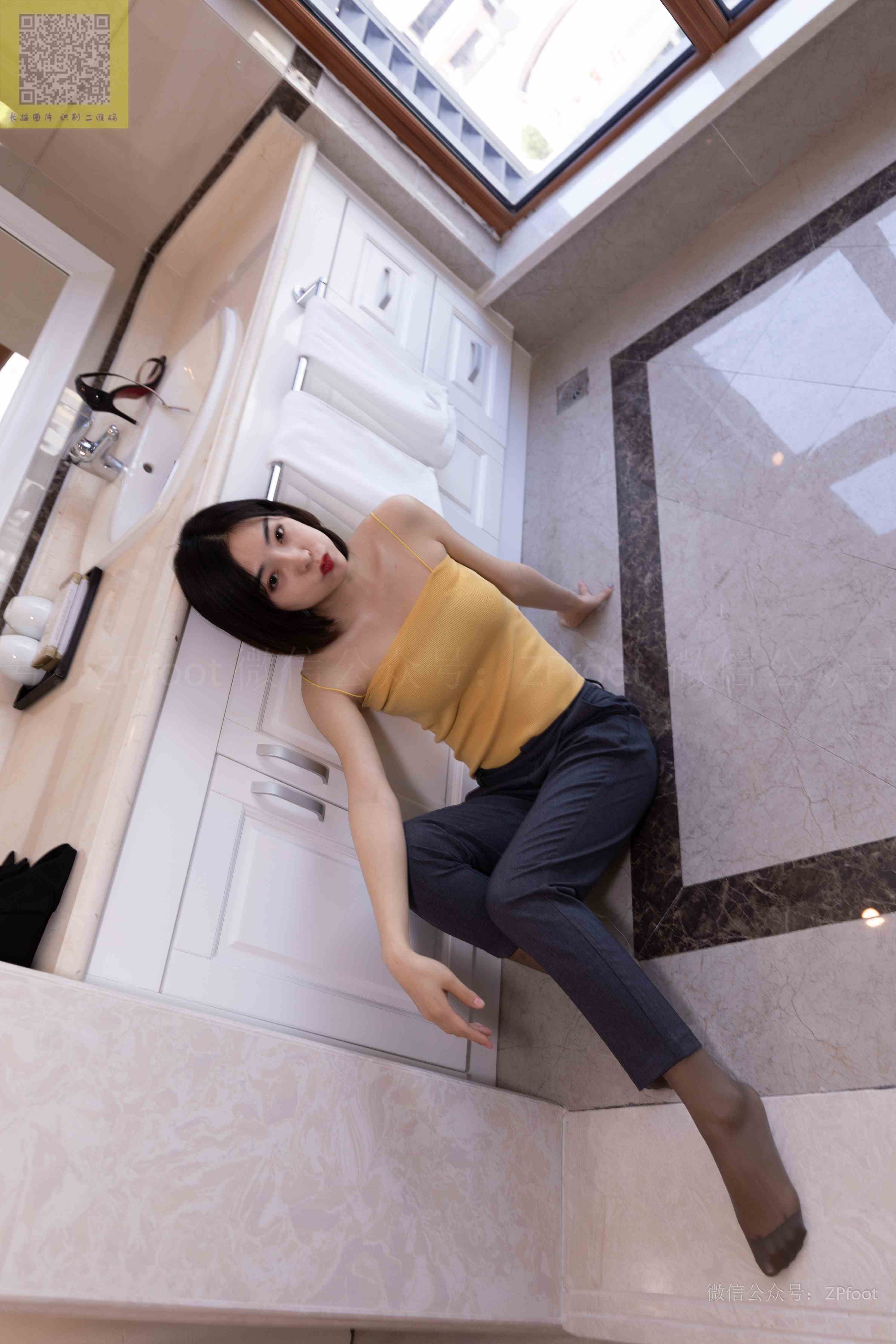 China Beauty Legs and feet 1246