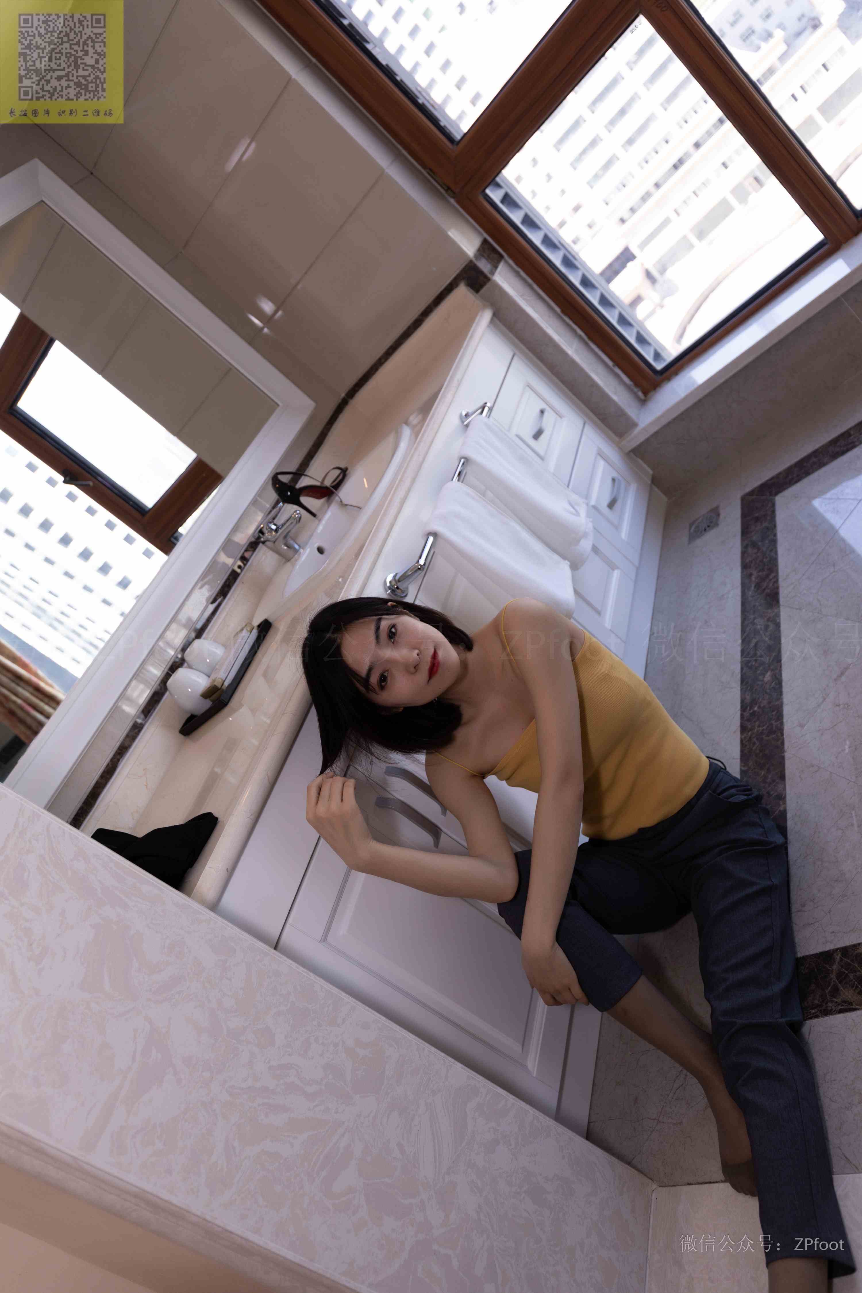 China Beauty Legs and feet 1246