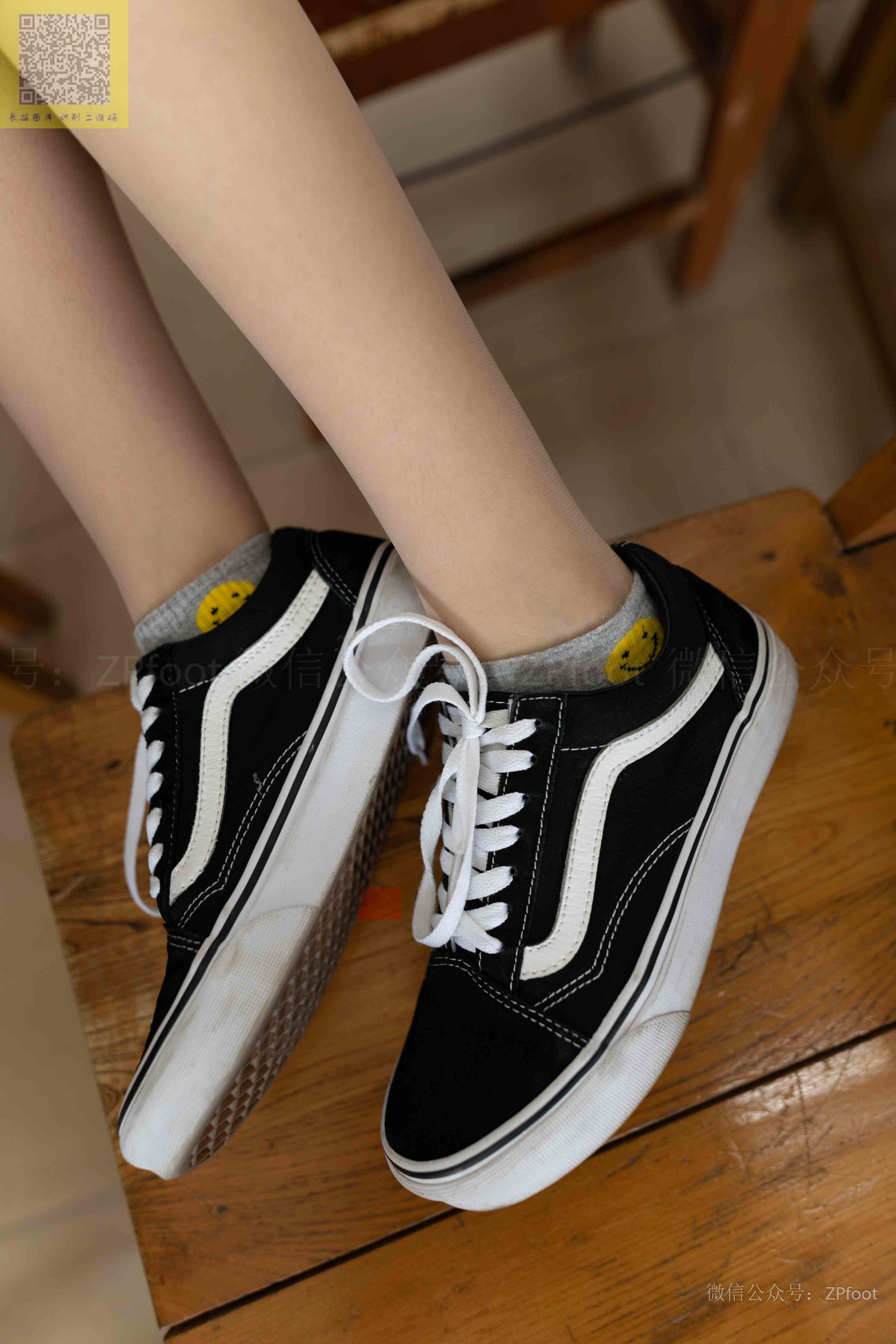 China Beauty Legs and feet 1247