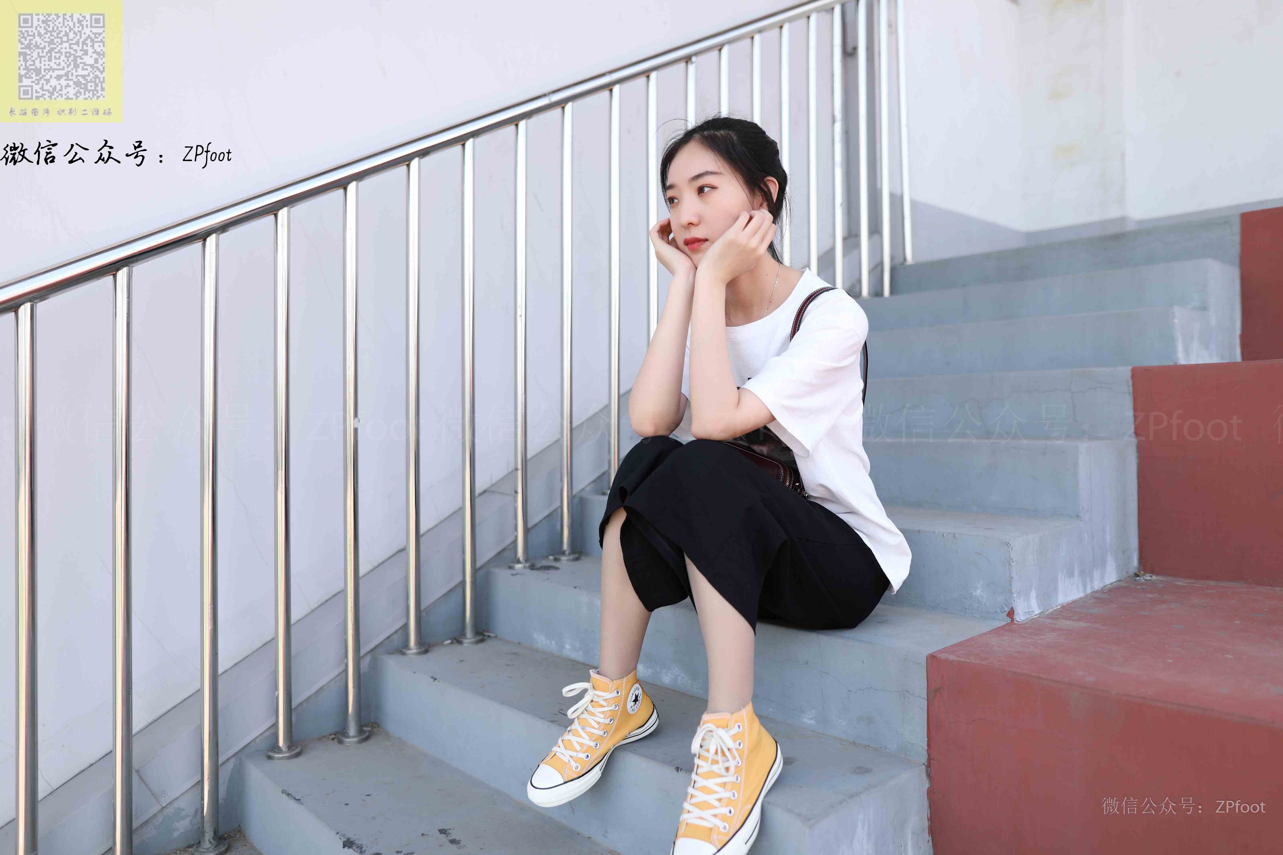 China Beauty Legs and feet 1253