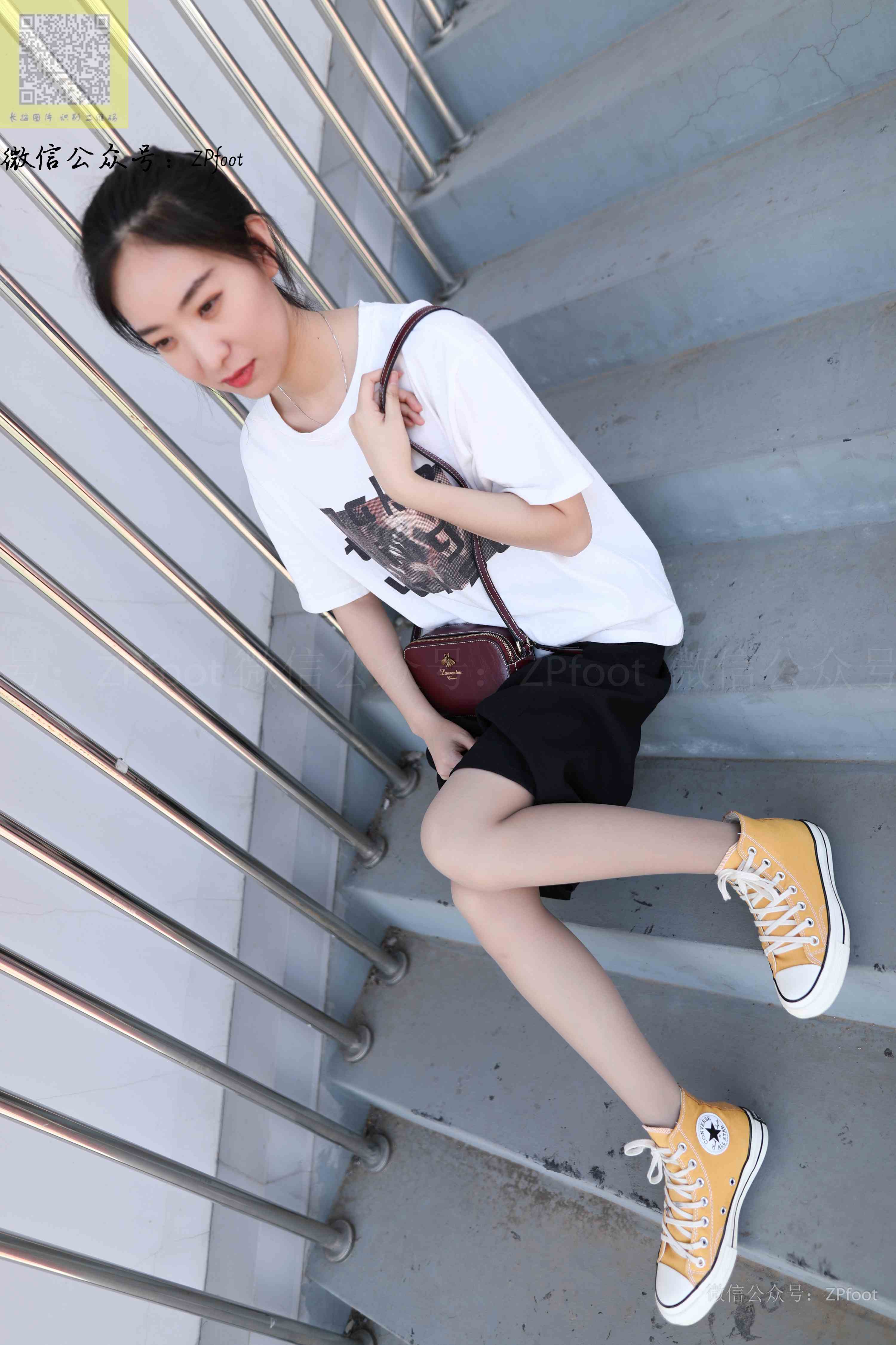 China Beauty Legs and feet 1253