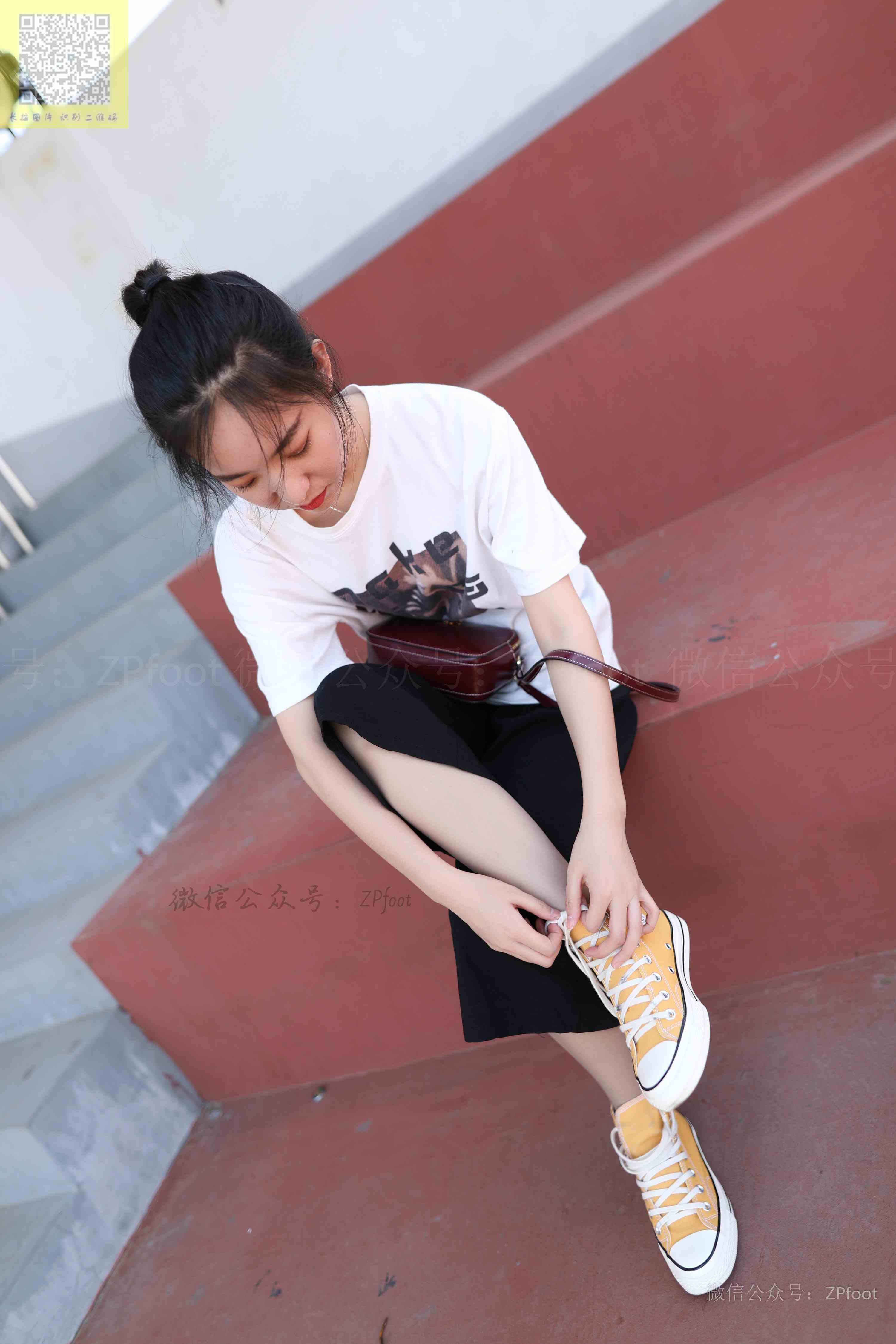 China Beauty Legs and feet 1253