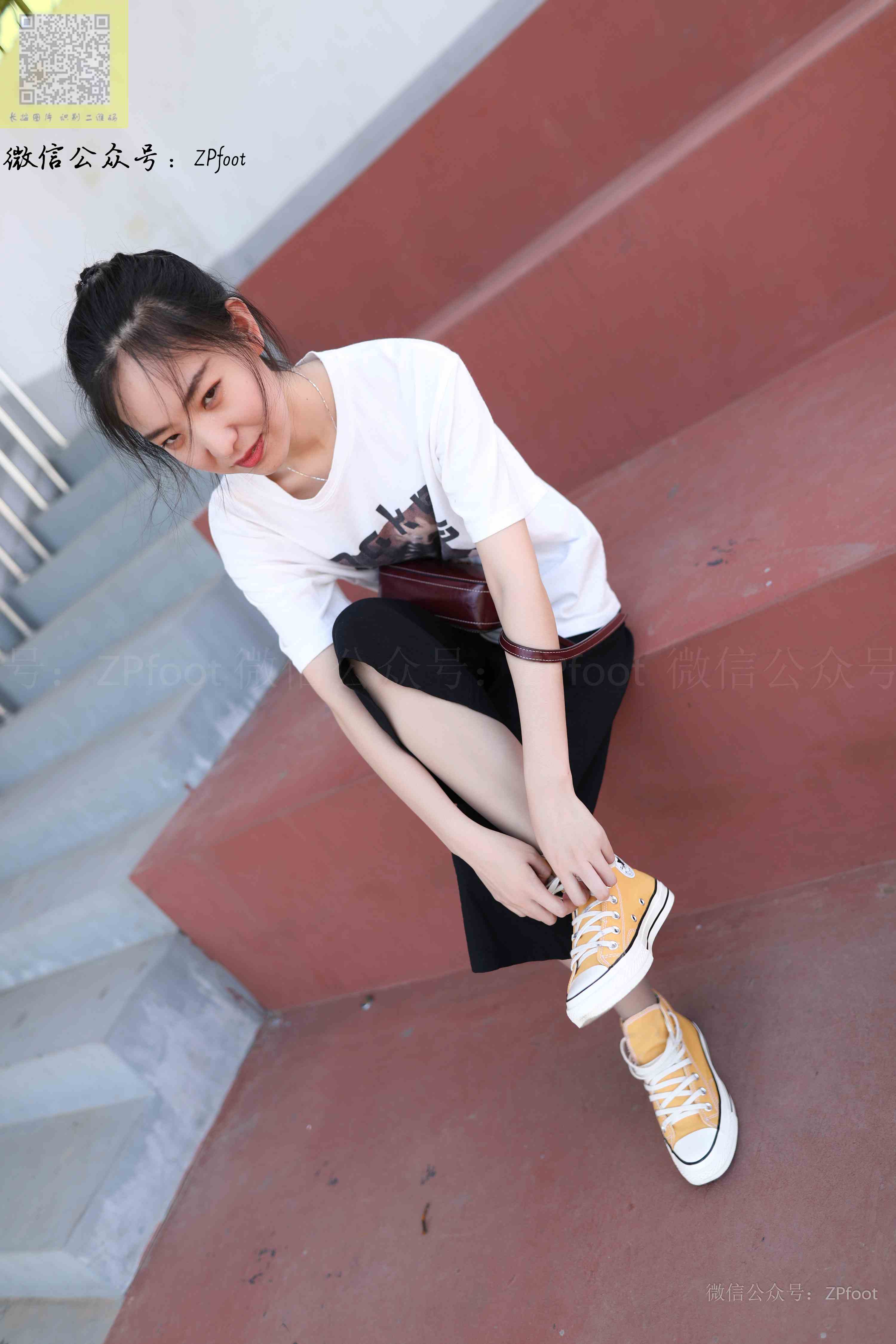 China Beauty Legs and feet 1253