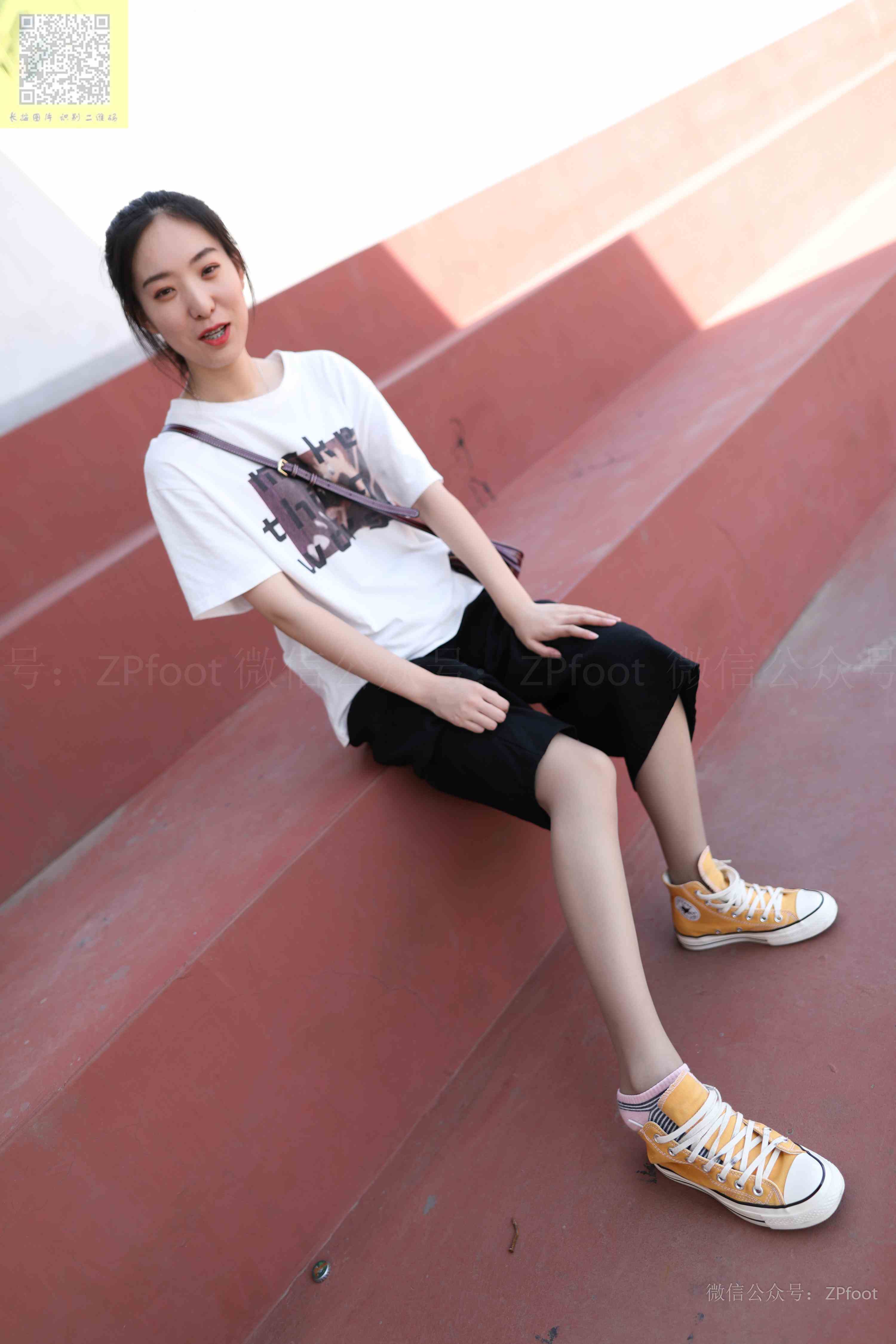 China Beauty Legs and feet 1253