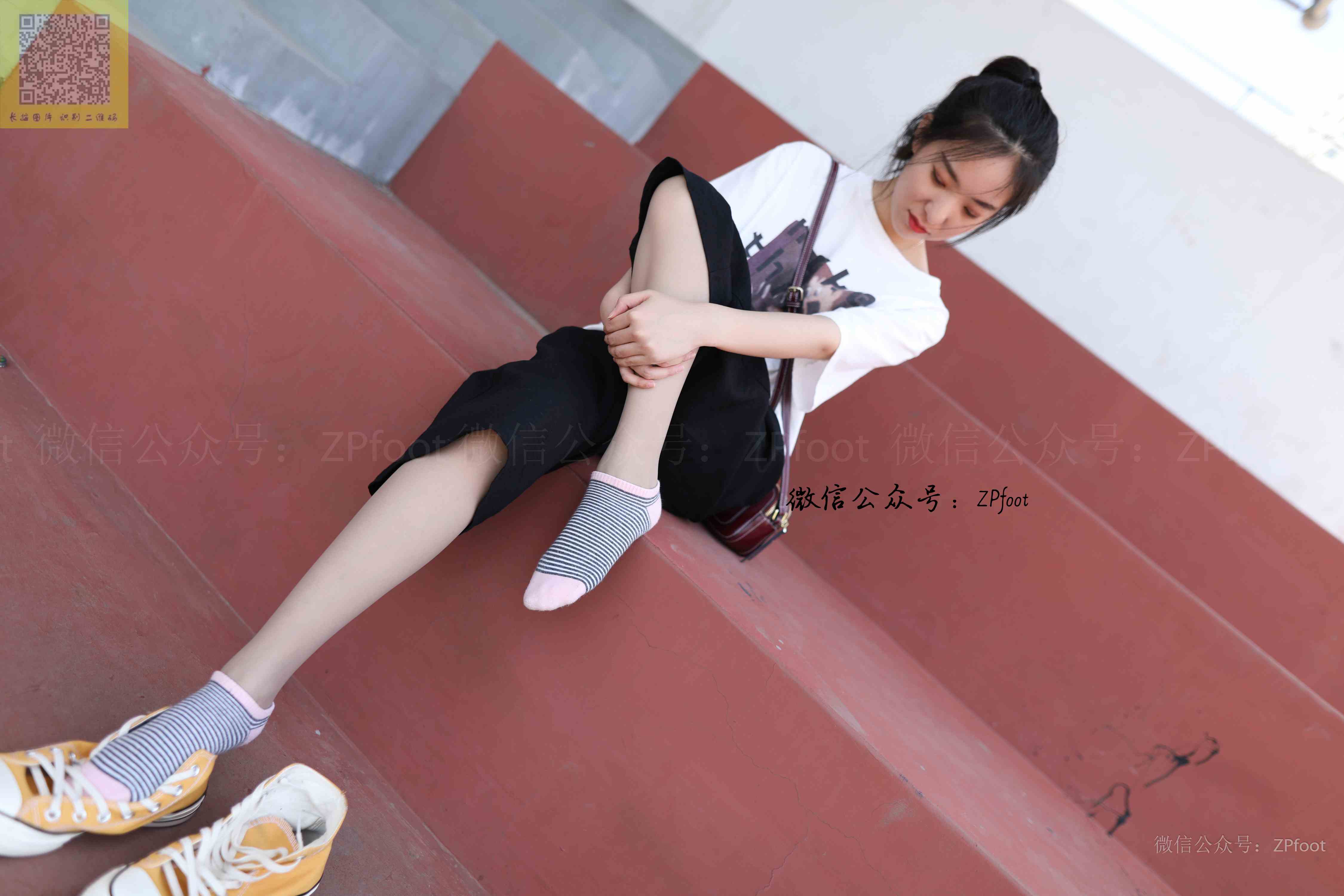 China Beauty Legs and feet 1253