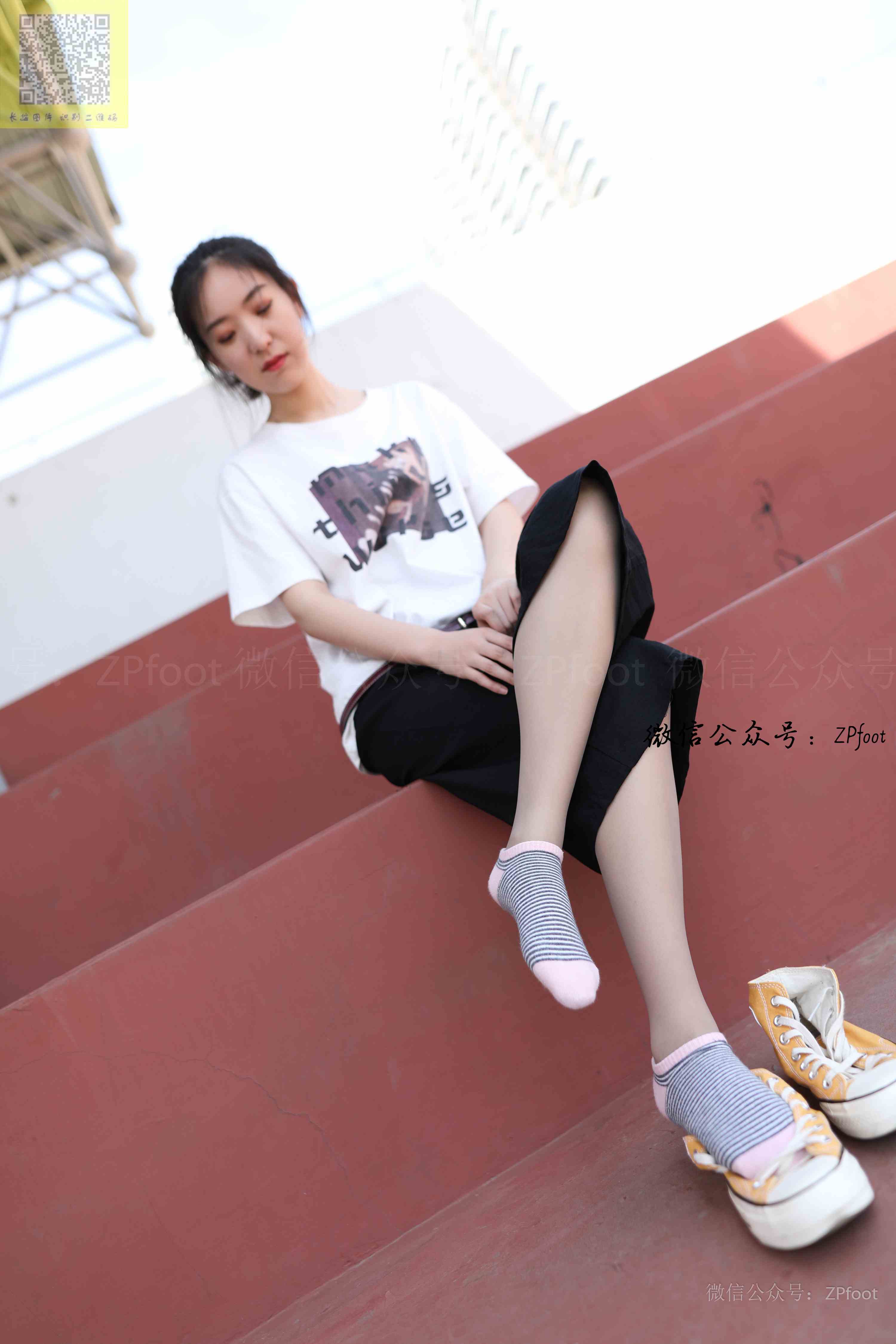 China Beauty Legs and feet 1253