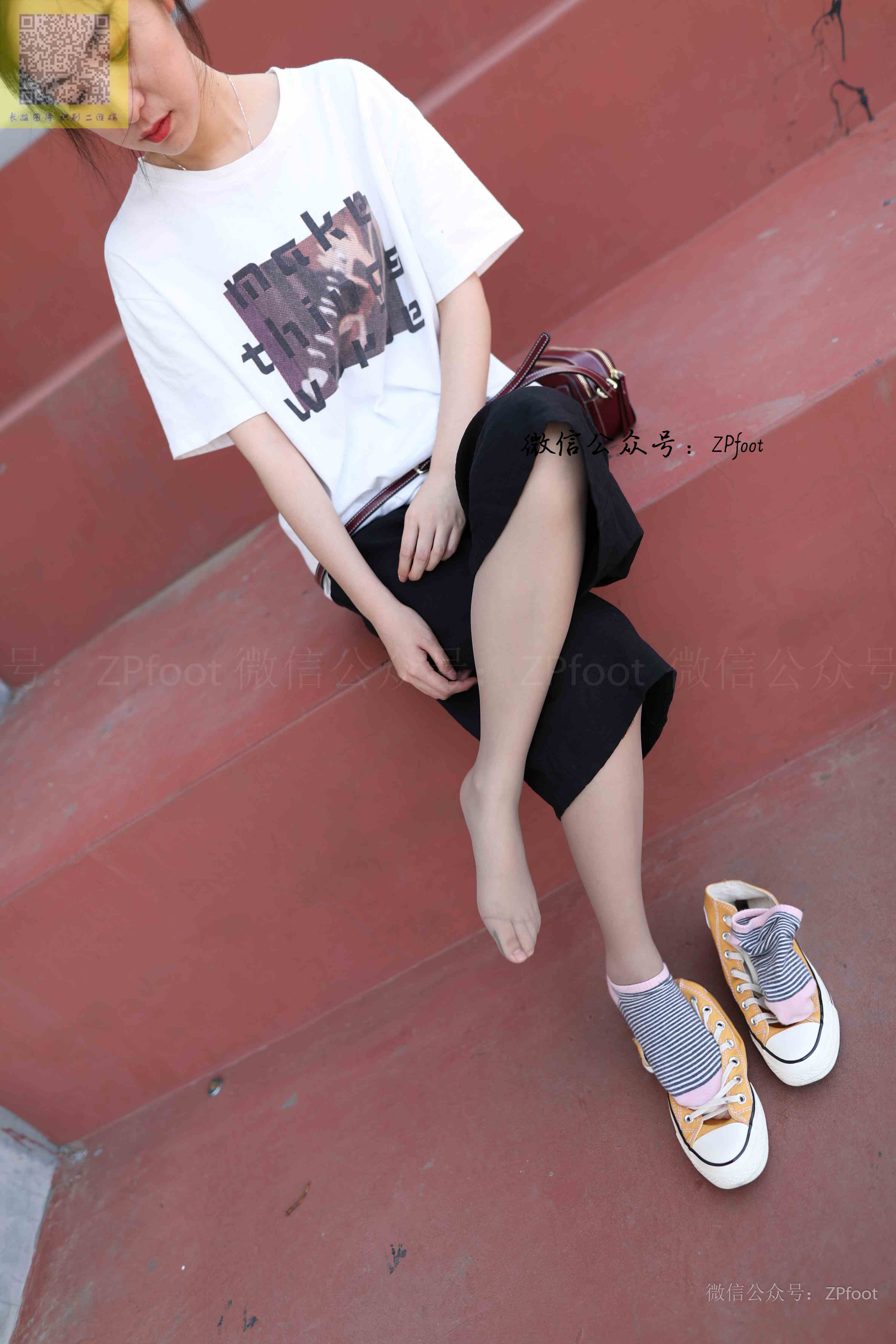 China Beauty Legs and feet 1253