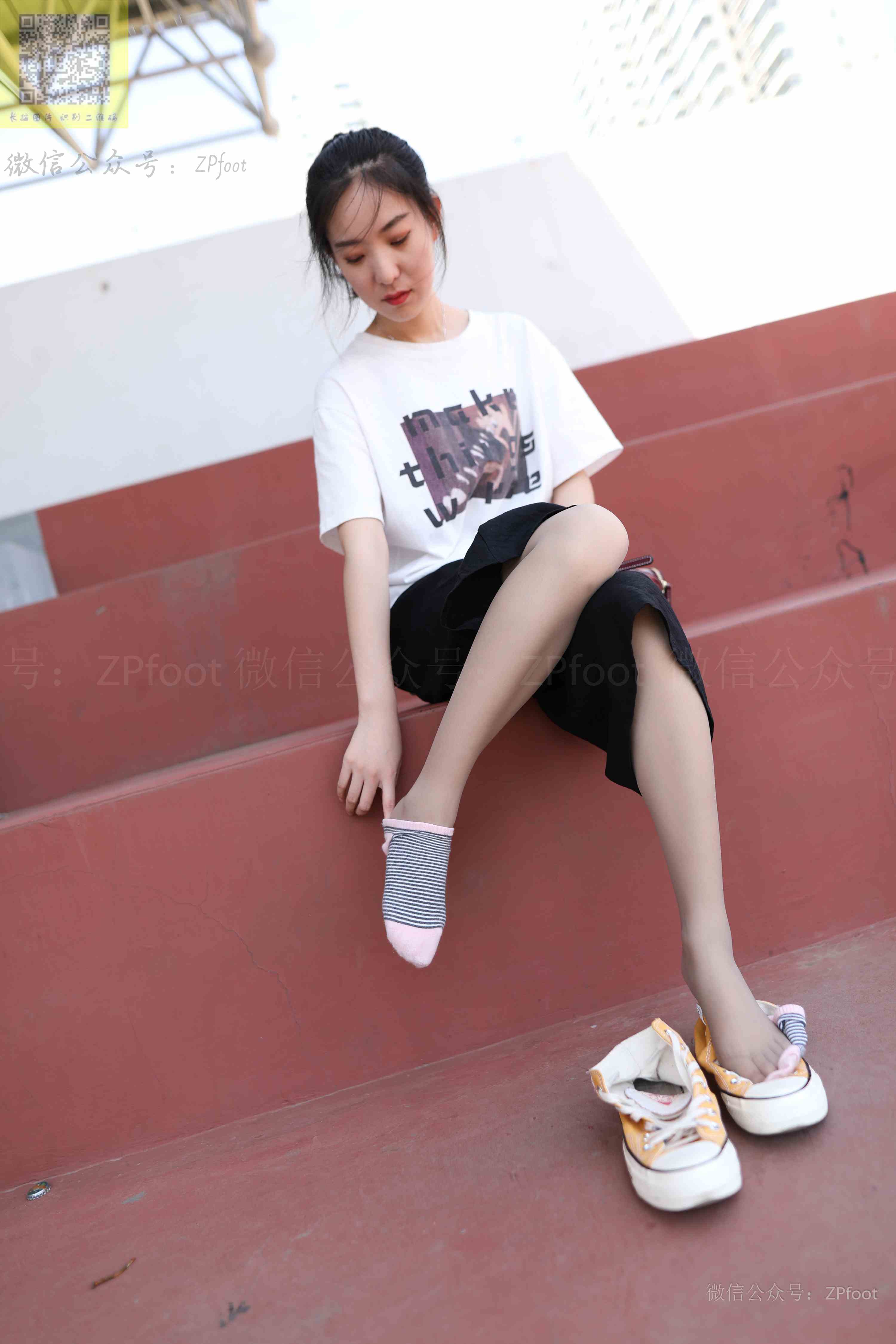 China Beauty Legs and feet 1253