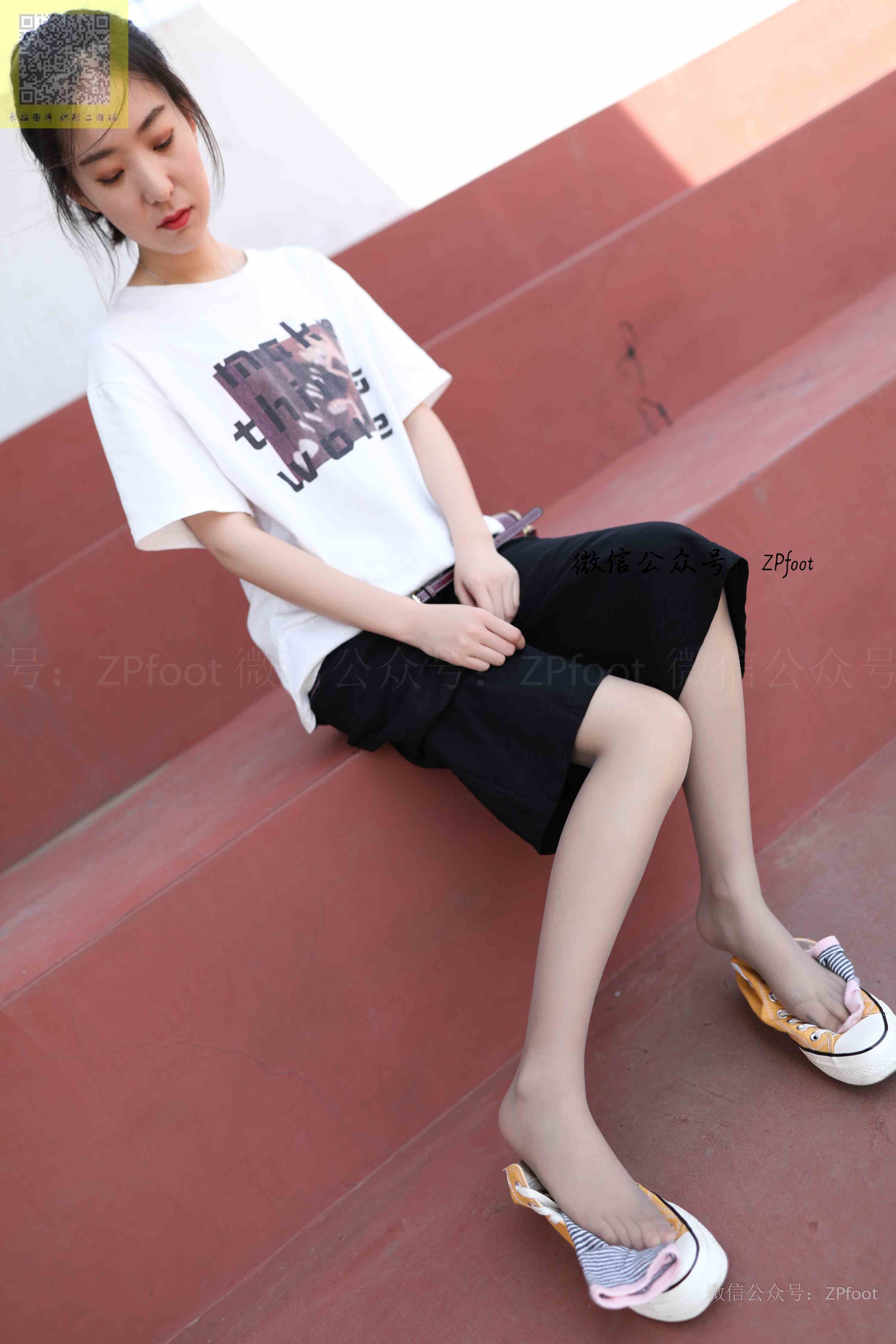 China Beauty Legs and feet 1253