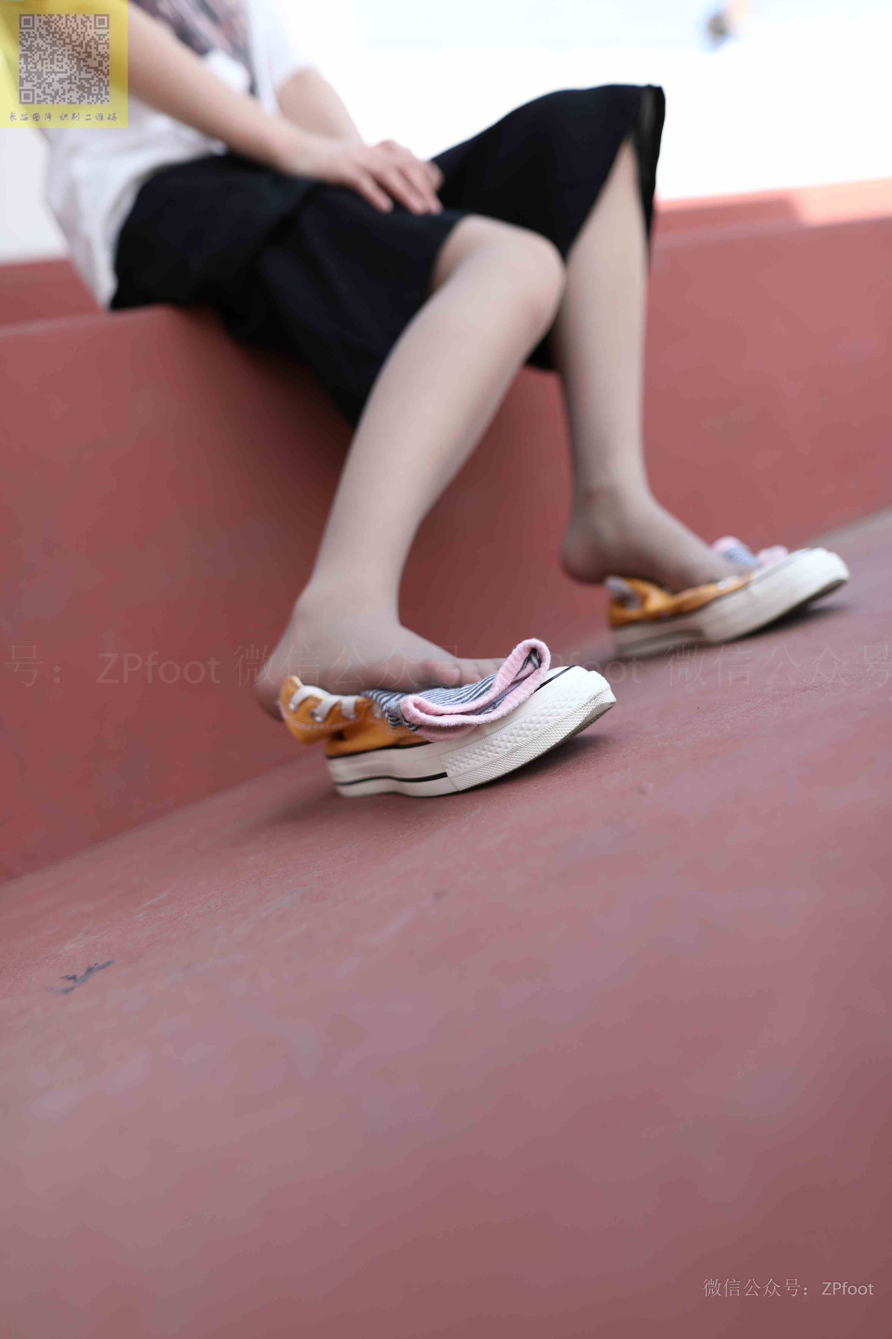 China Beauty Legs and feet 1253