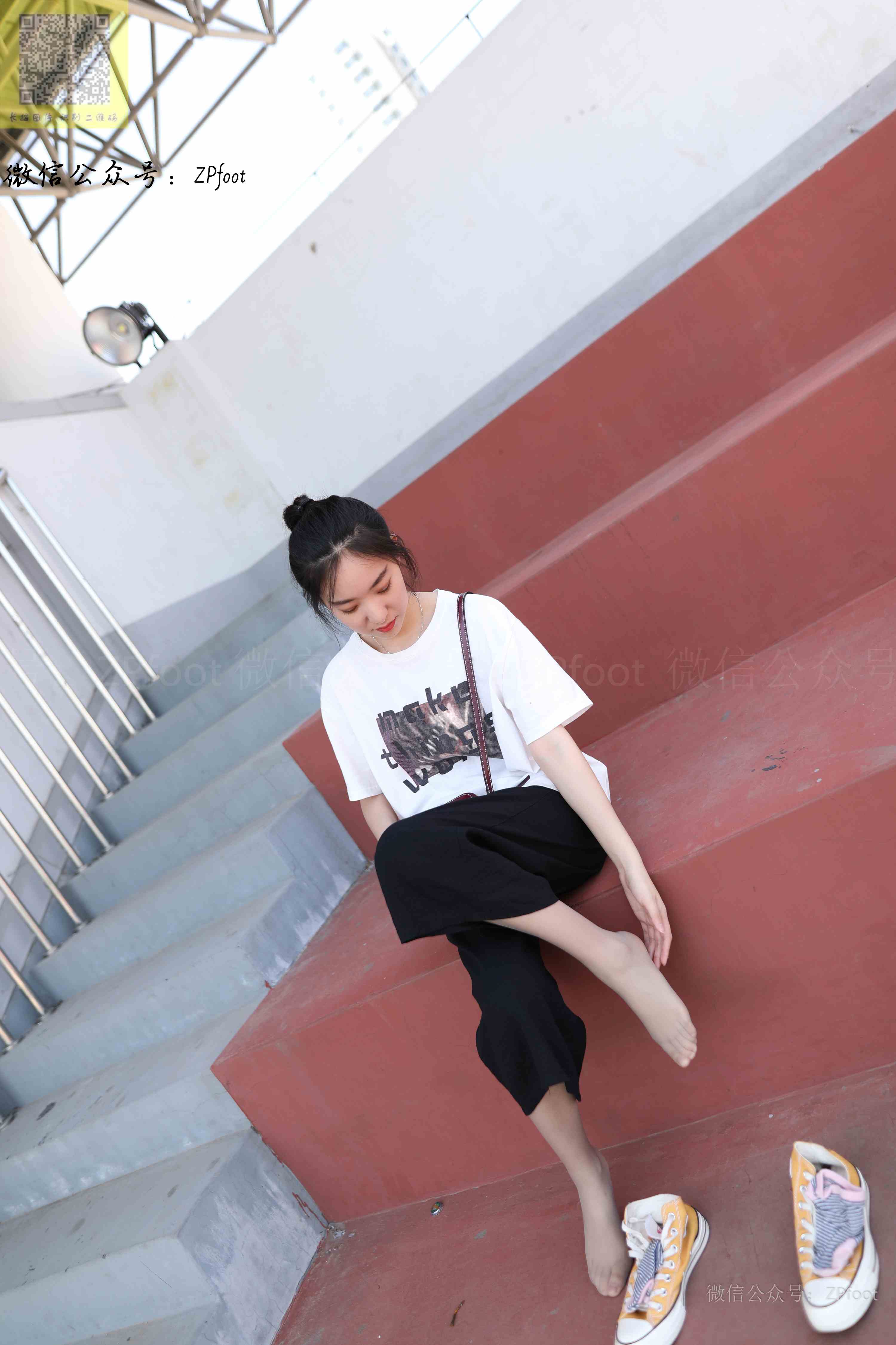 China Beauty Legs and feet 1253