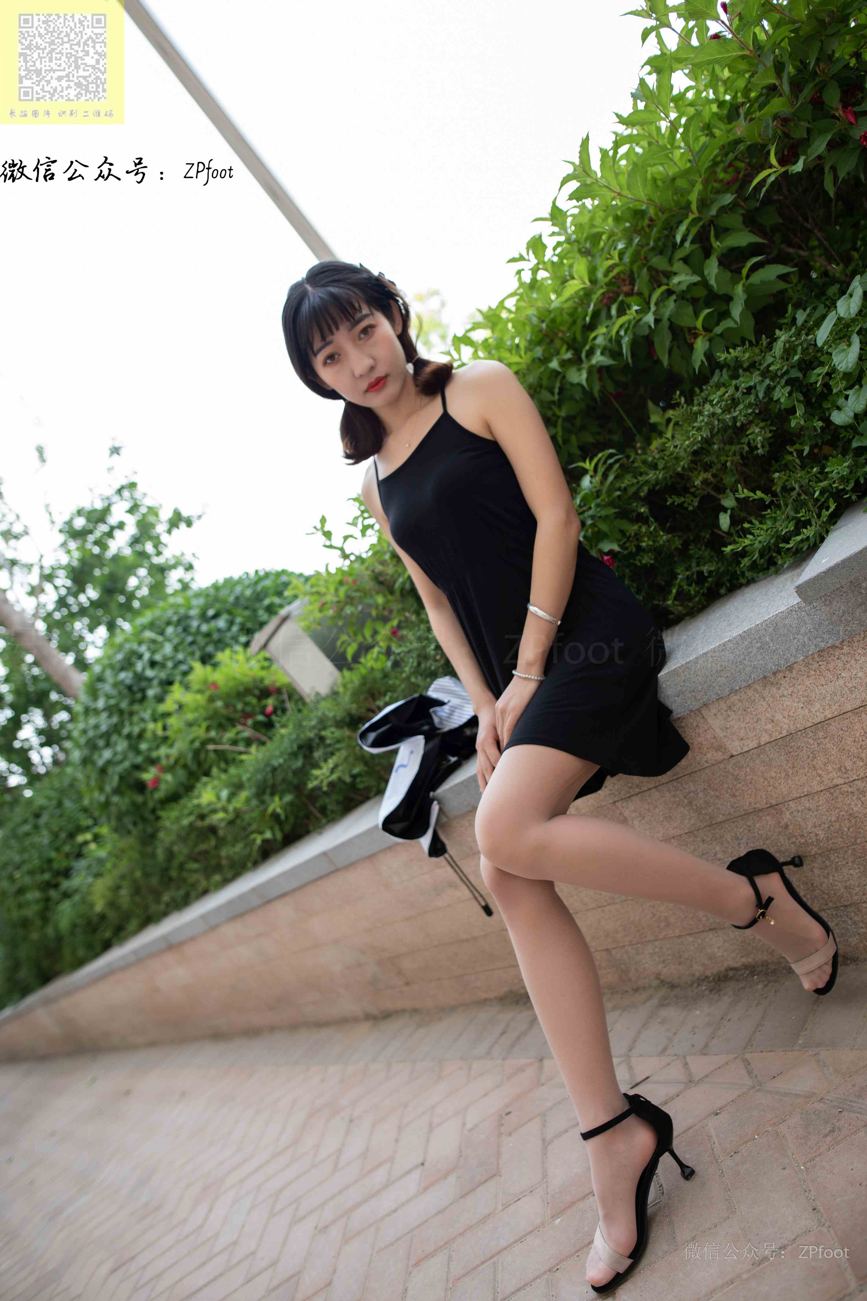 China Beauty Legs and feet 1260
