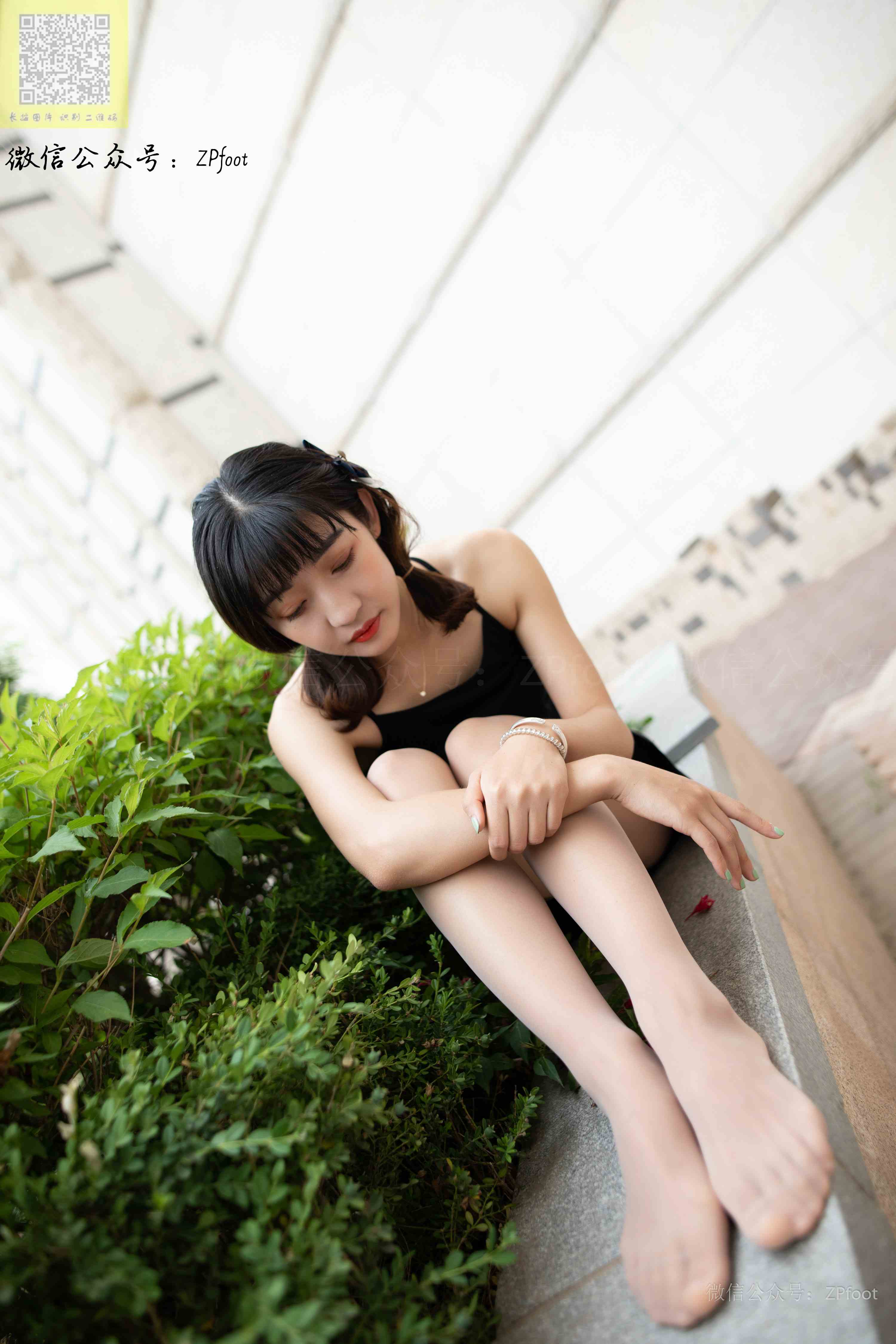 China Beauty Legs and feet 1260