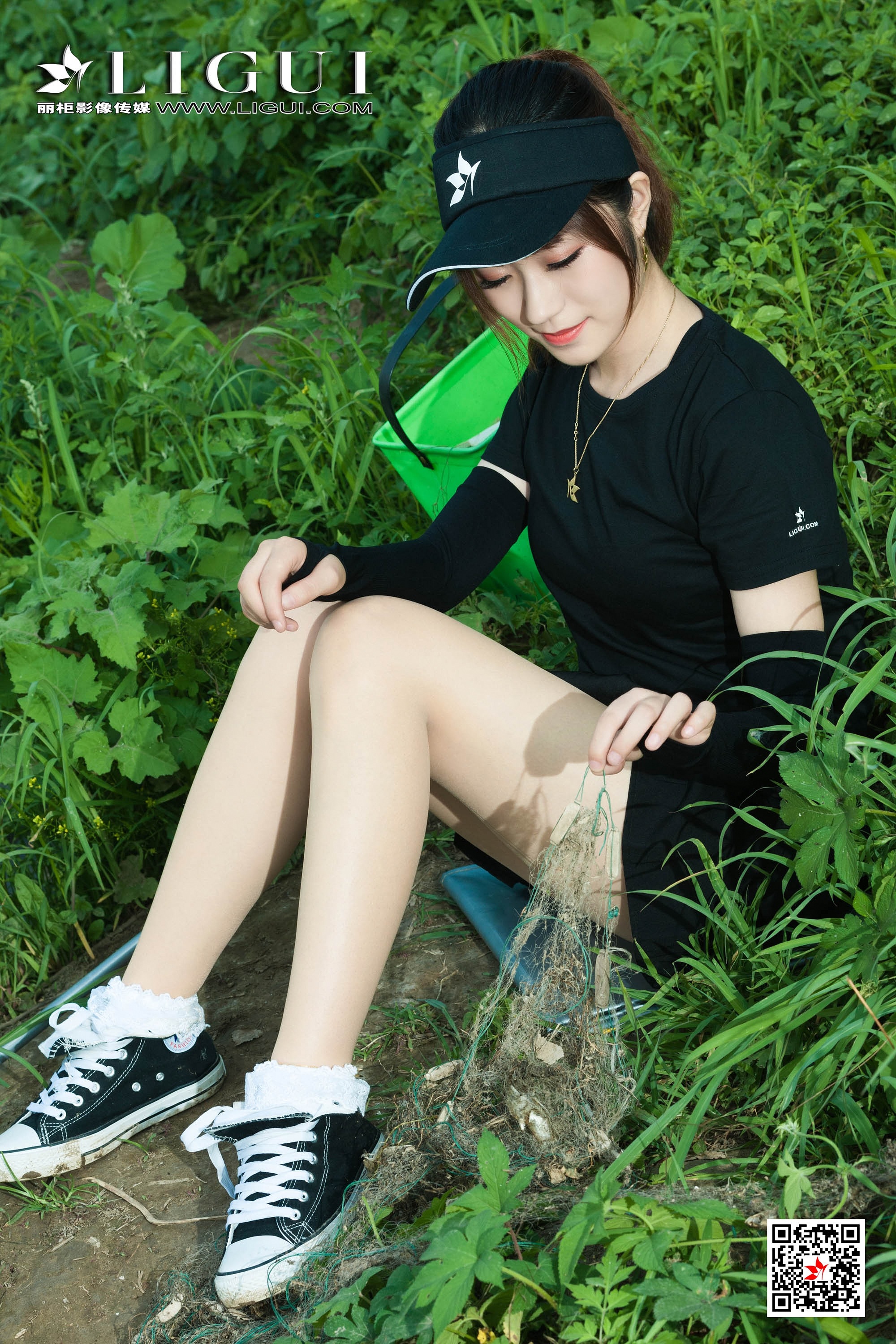 pretty lady dirty feet 106