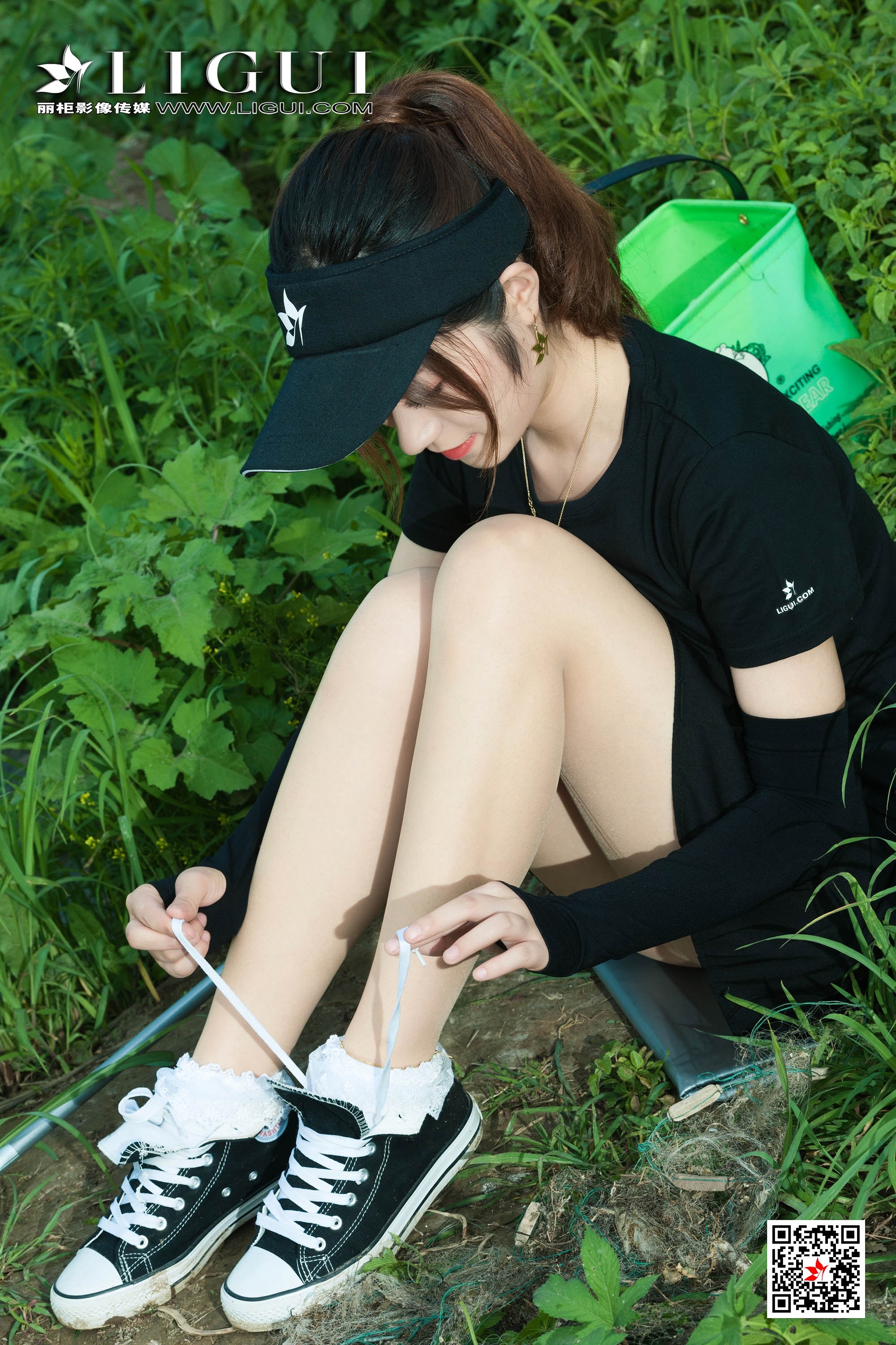 pretty lady dirty feet 106