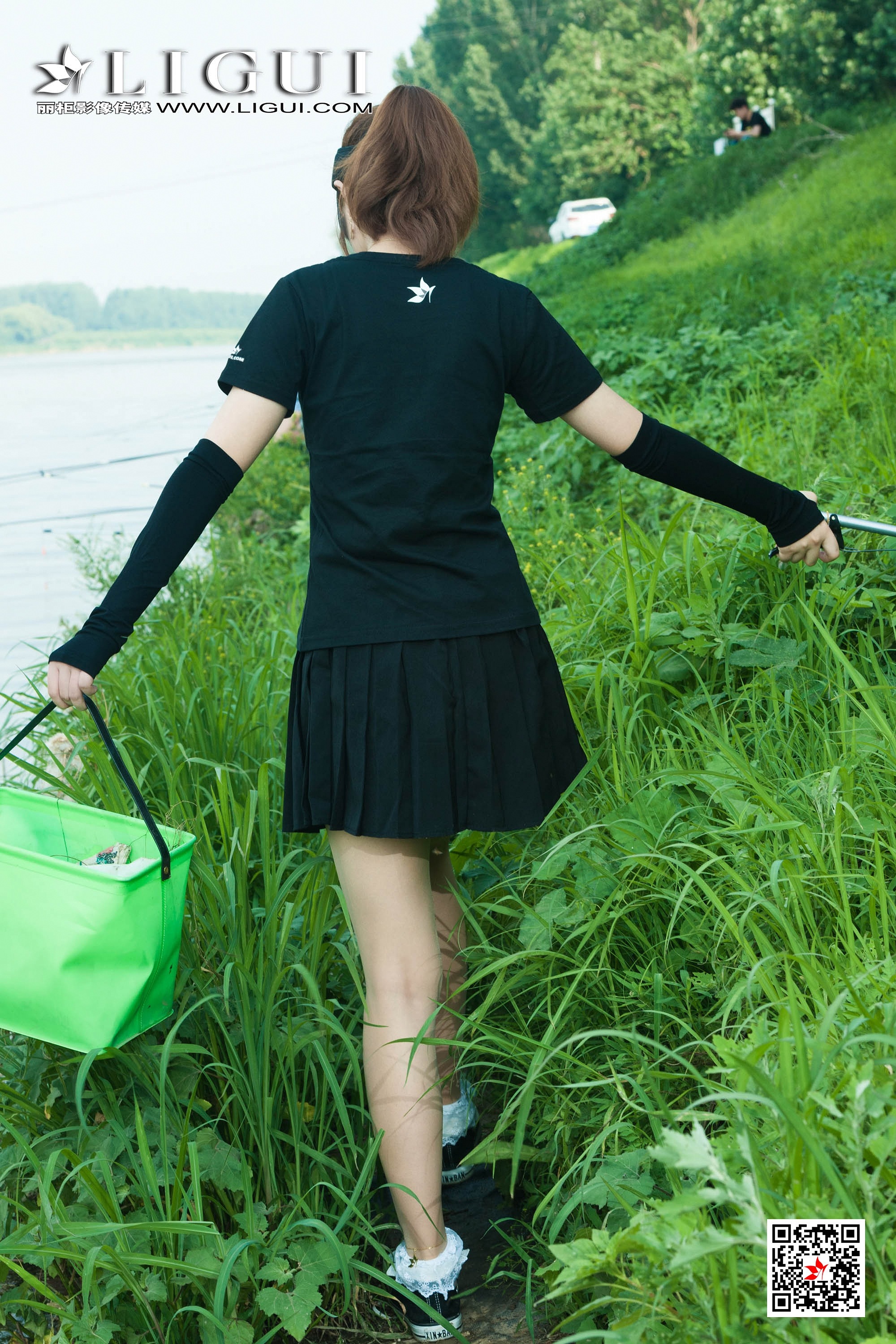 pretty lady dirty feet 106