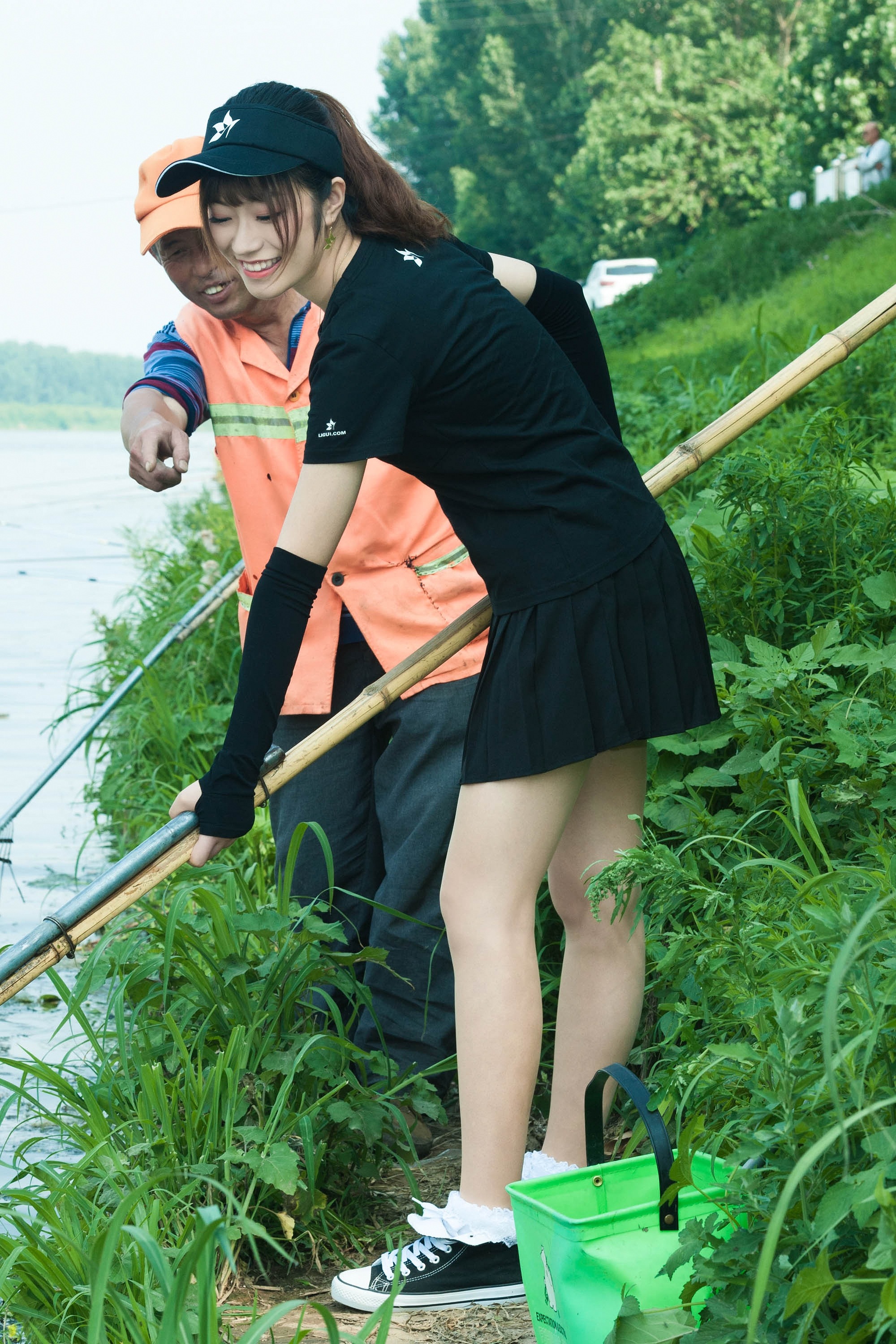 pretty lady dirty feet 106