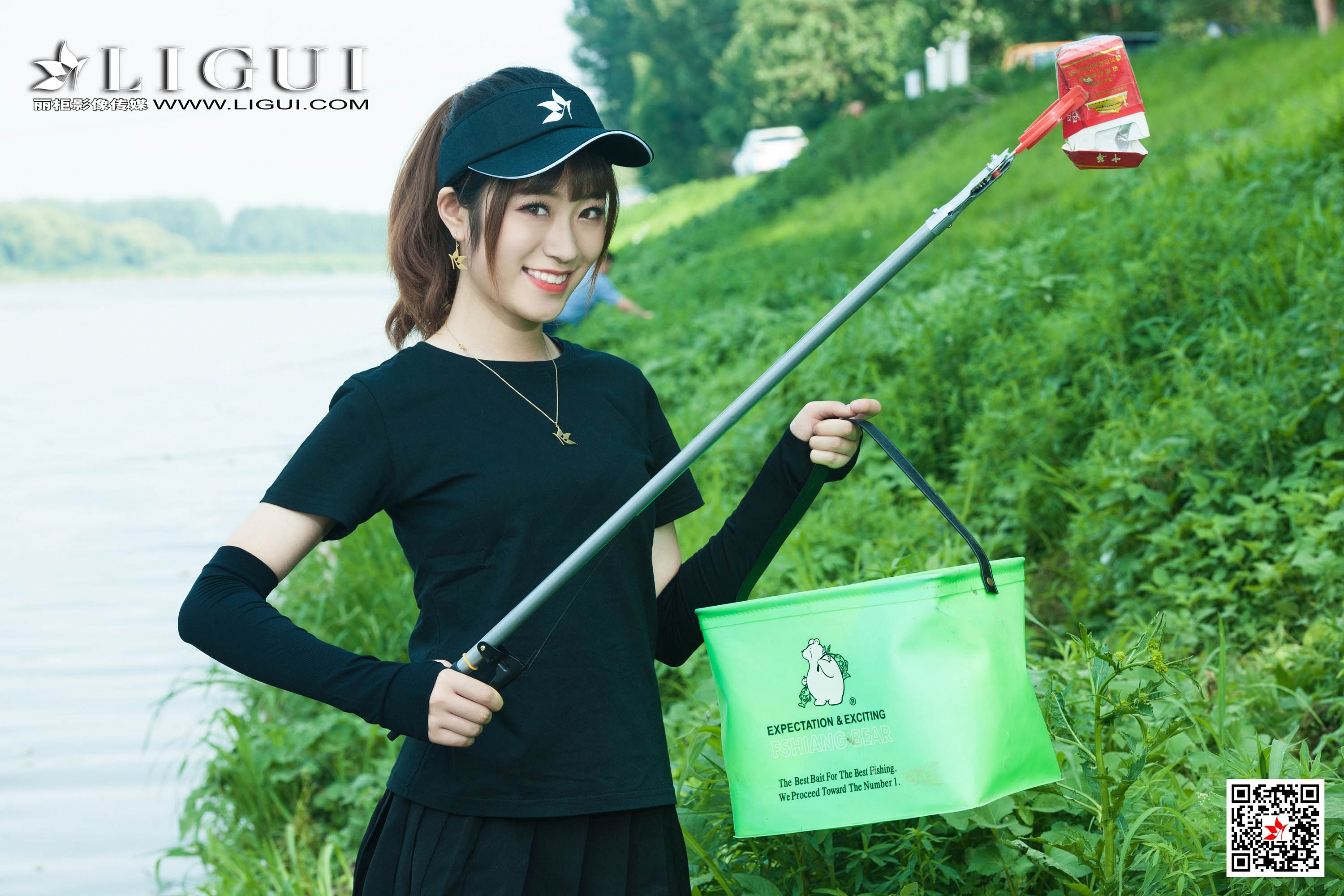 pretty lady dirty feet 106