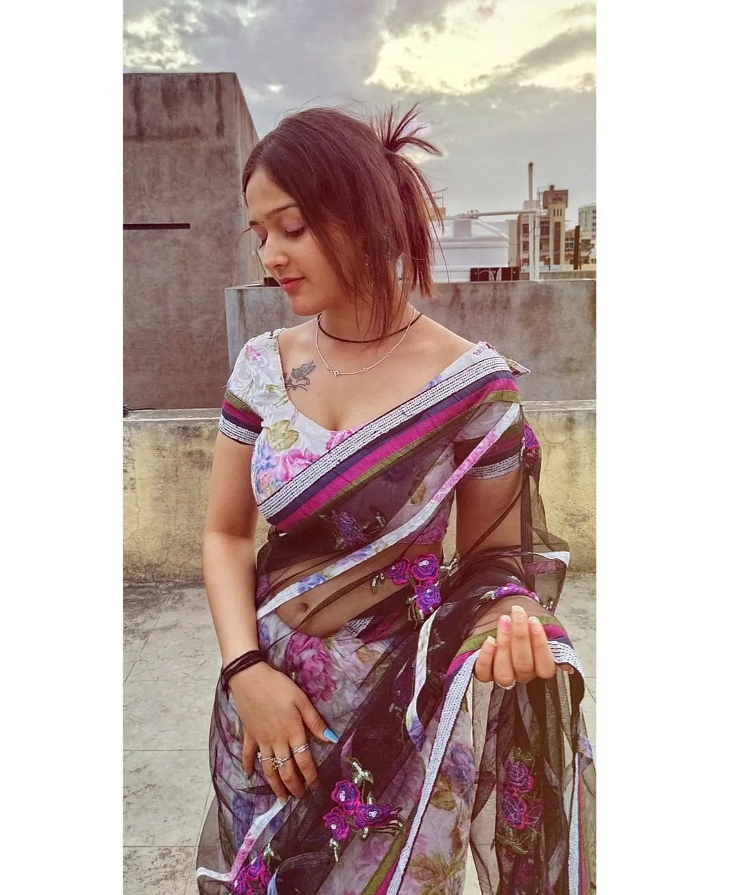 Horny Girl Nude pics to Lover