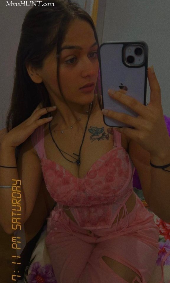 Horny Girl Nude pics to Lover