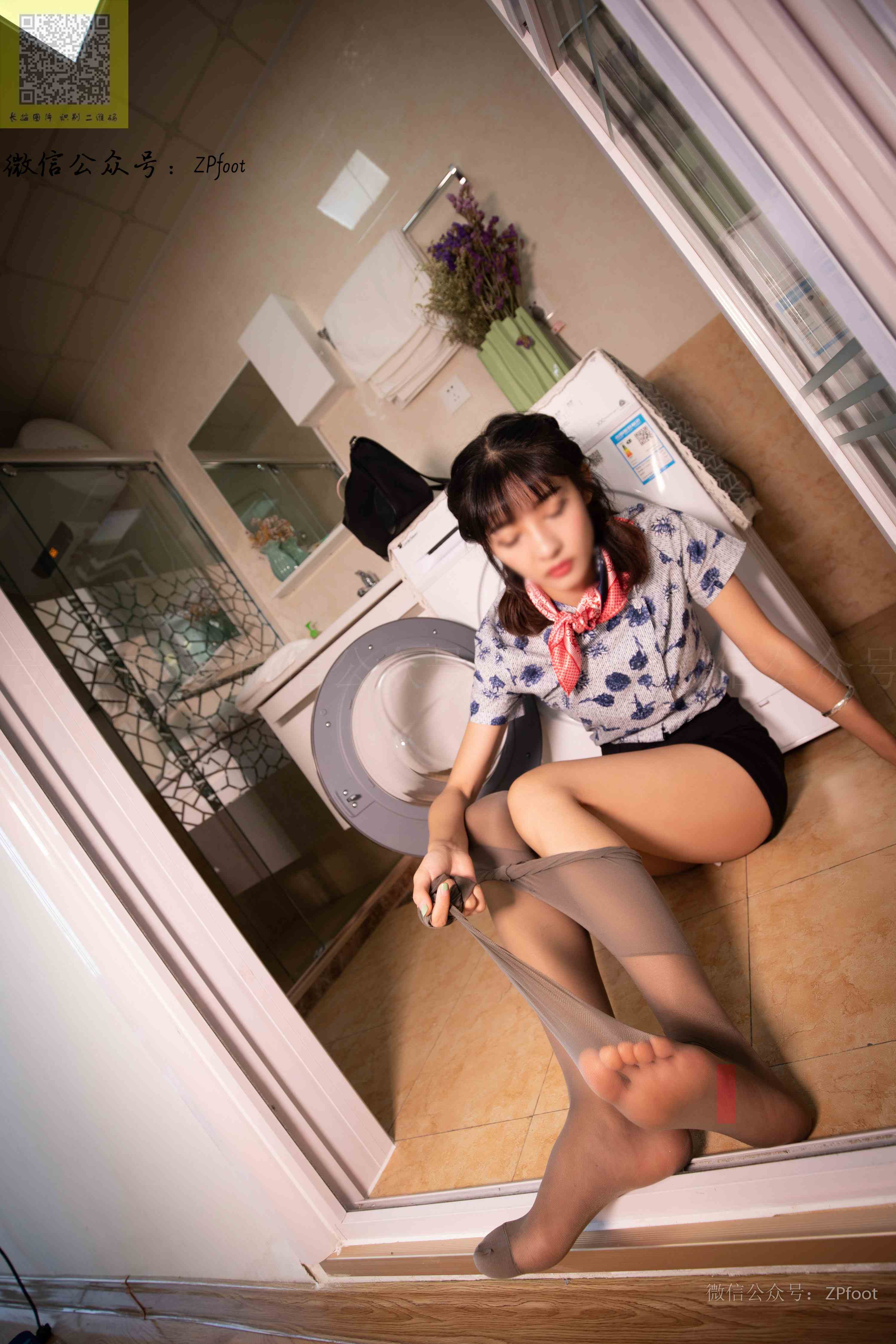 China Beauty Legs and feet 1270