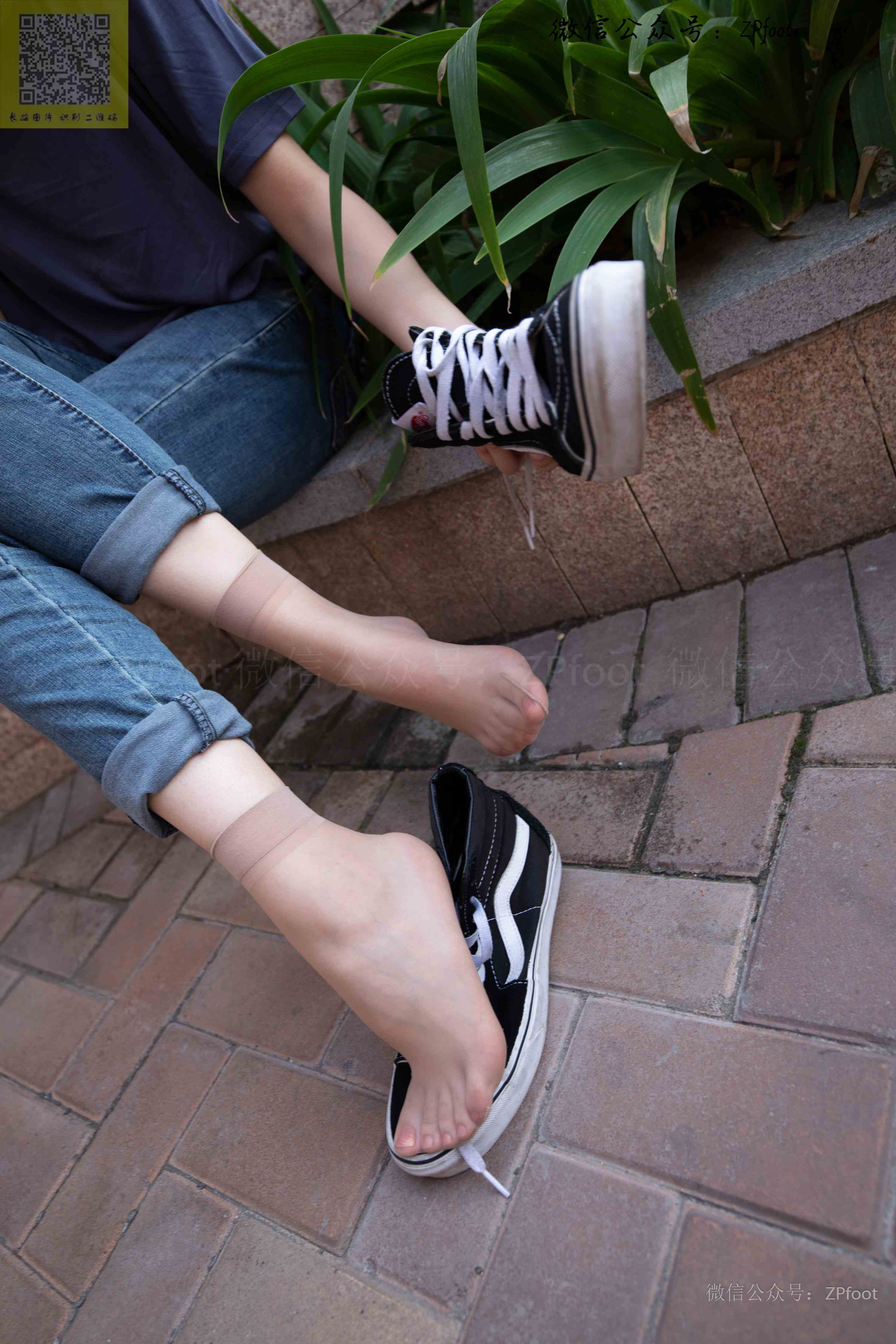 China Beauty Legs and feet 1279