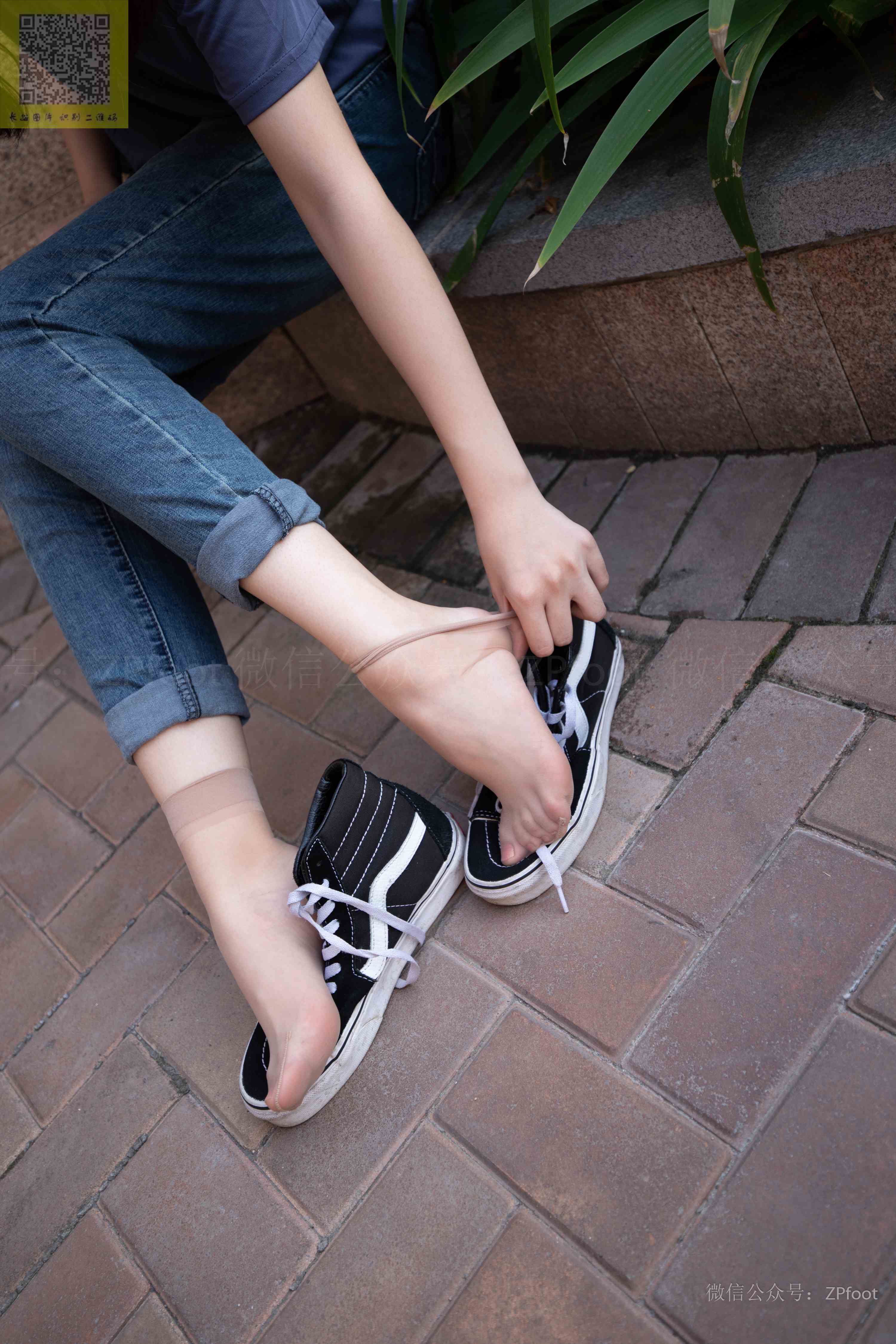 China Beauty Legs and feet 1279