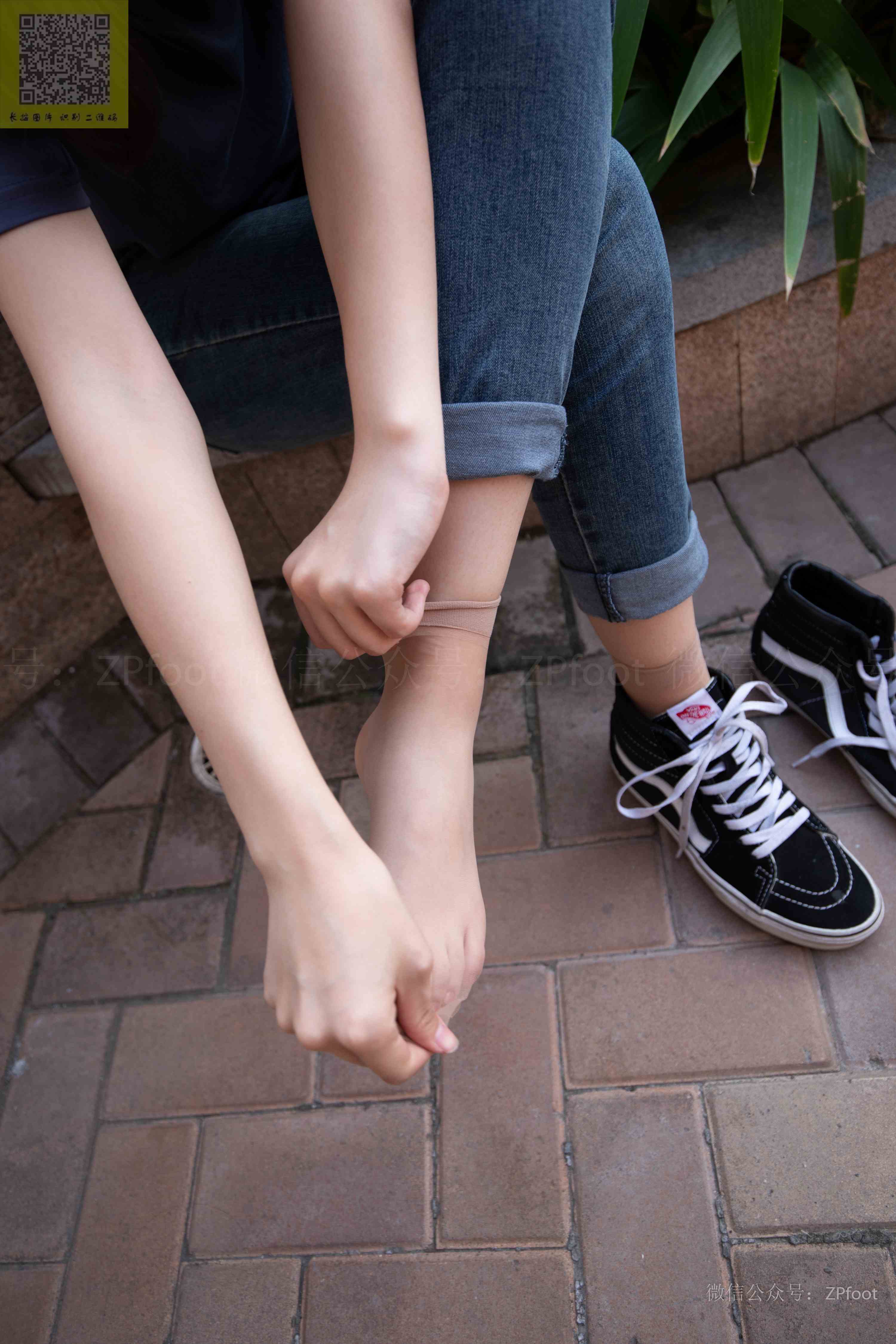 China Beauty Legs and feet 1279