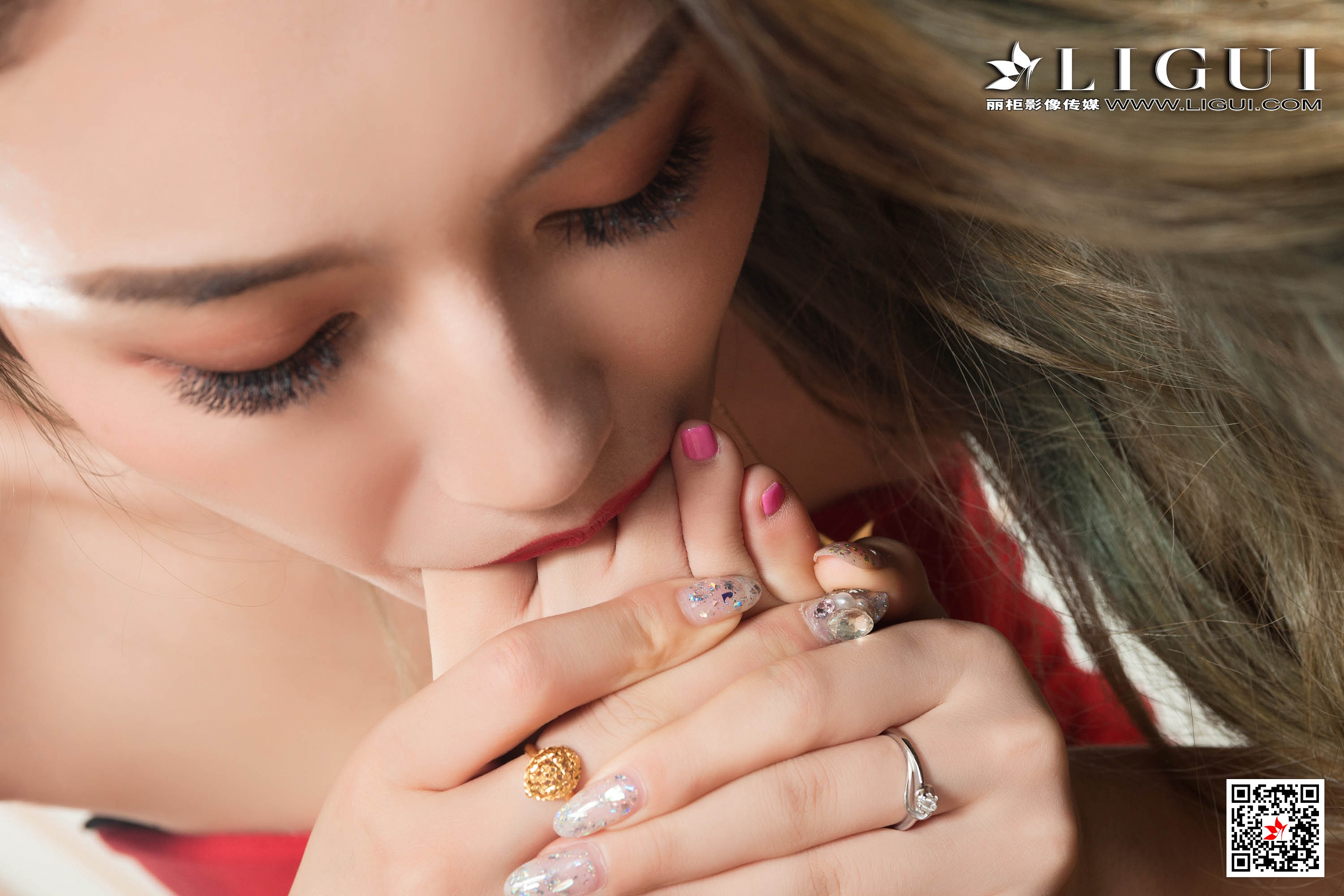 pretty lady dirty feet 110