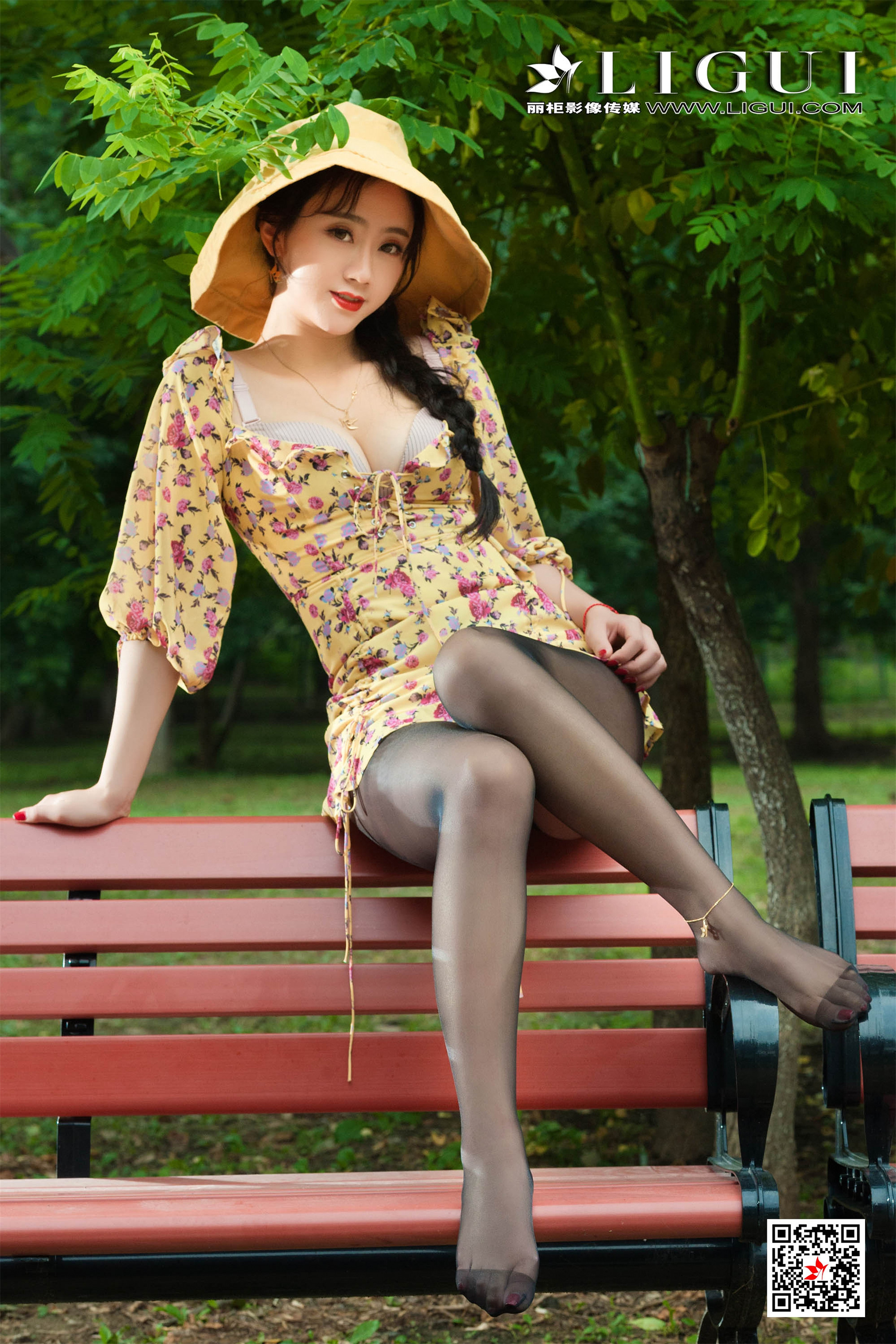 pretty lady dirty feet 113