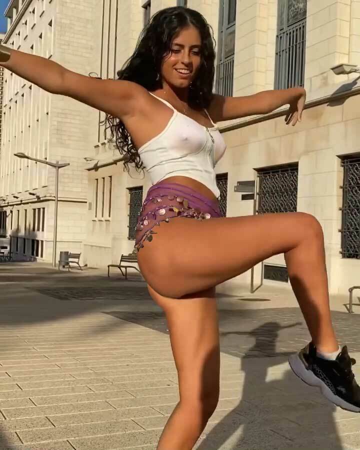 Sirena Lebanese Sexy Lady