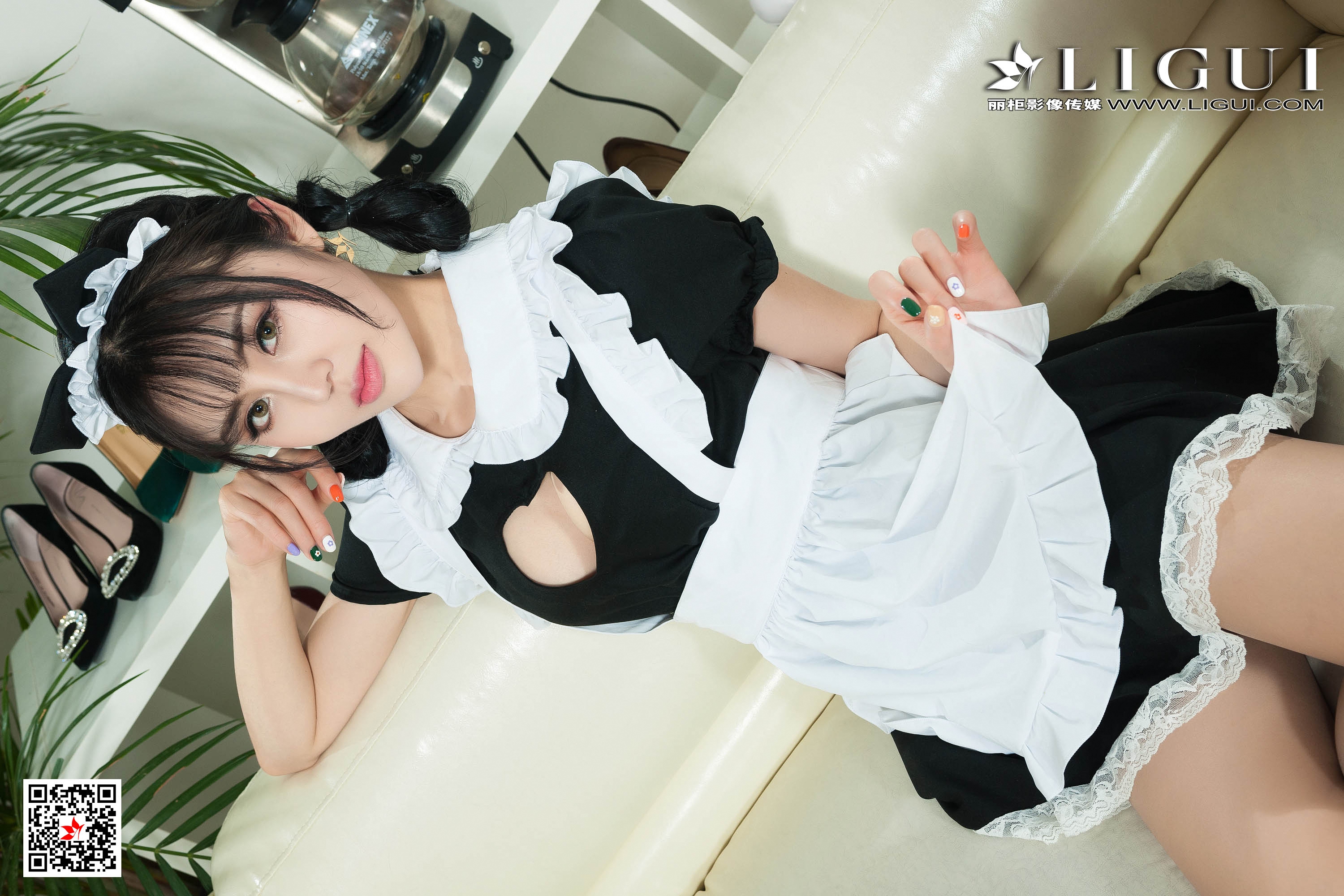 pretty lady dirty feet 115