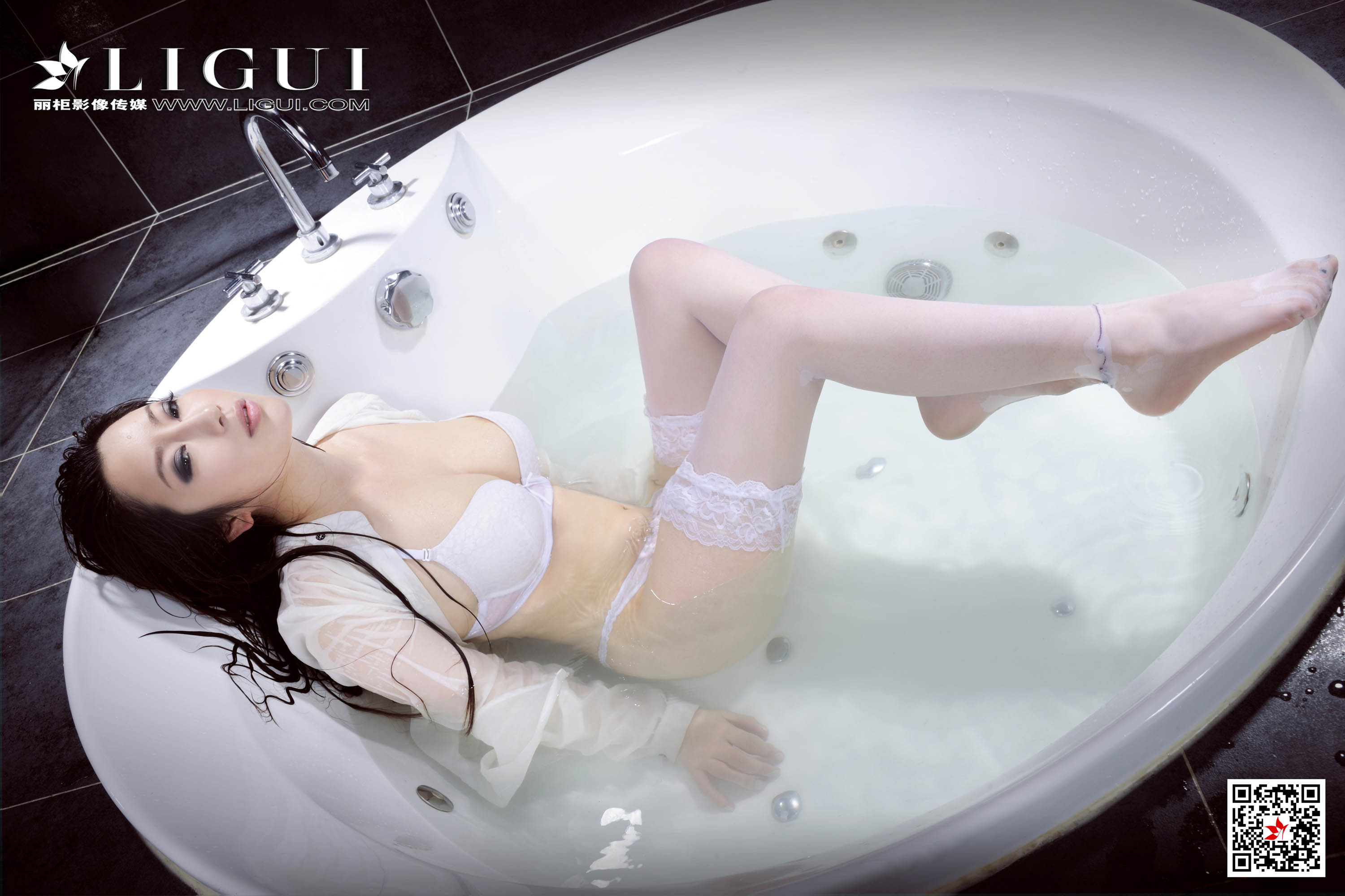 pretty lady dirty feet 116