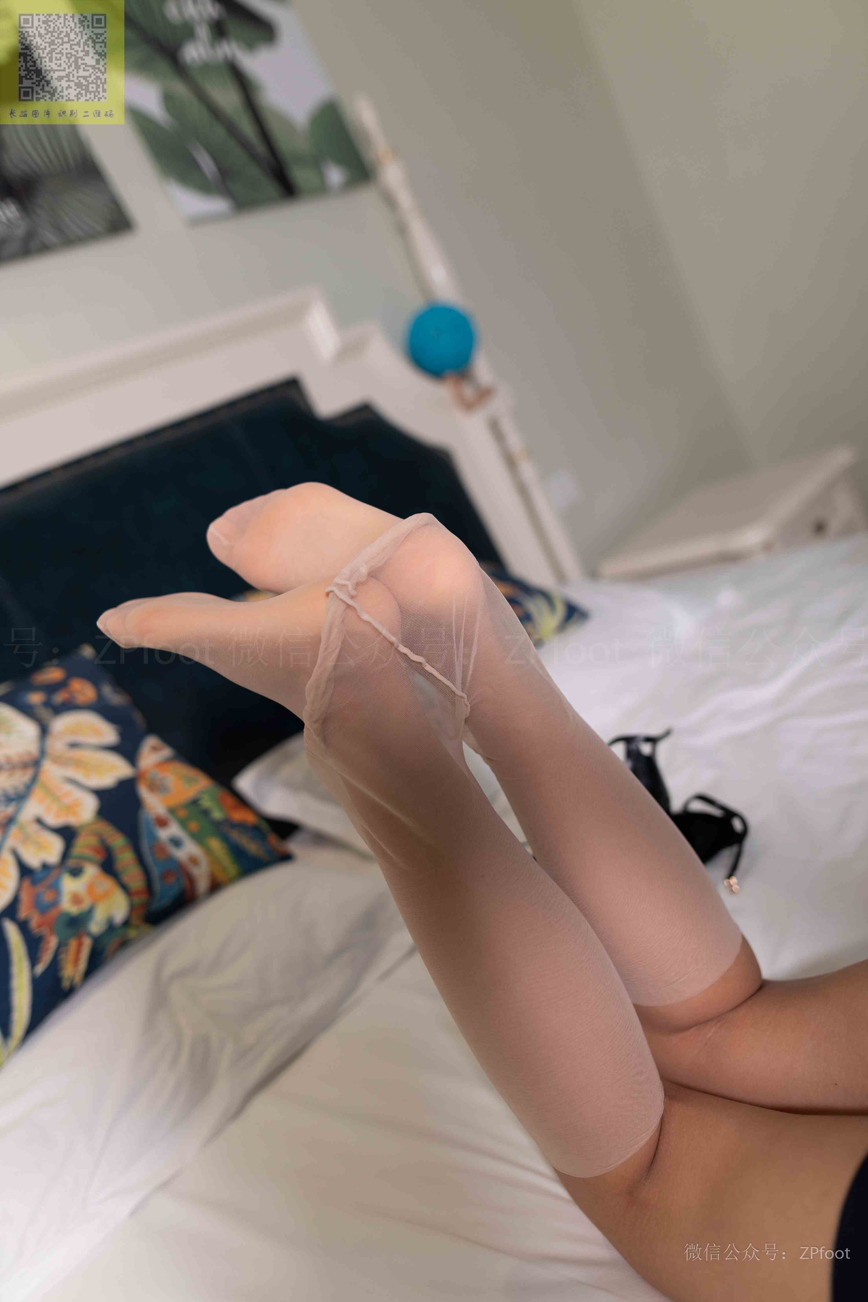 China Beauty Legs and feet 1301