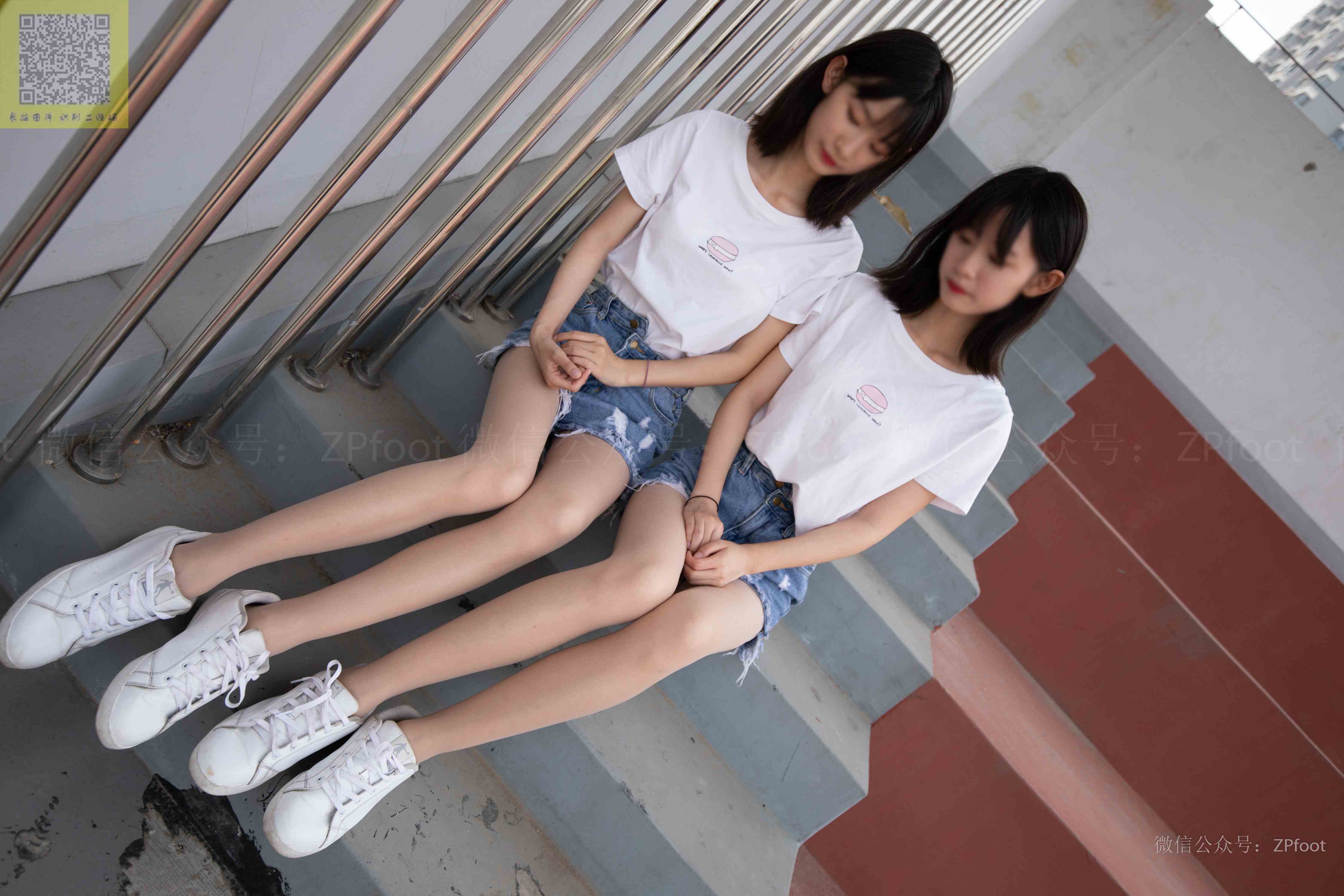 China Beauty Legs and feet 1303