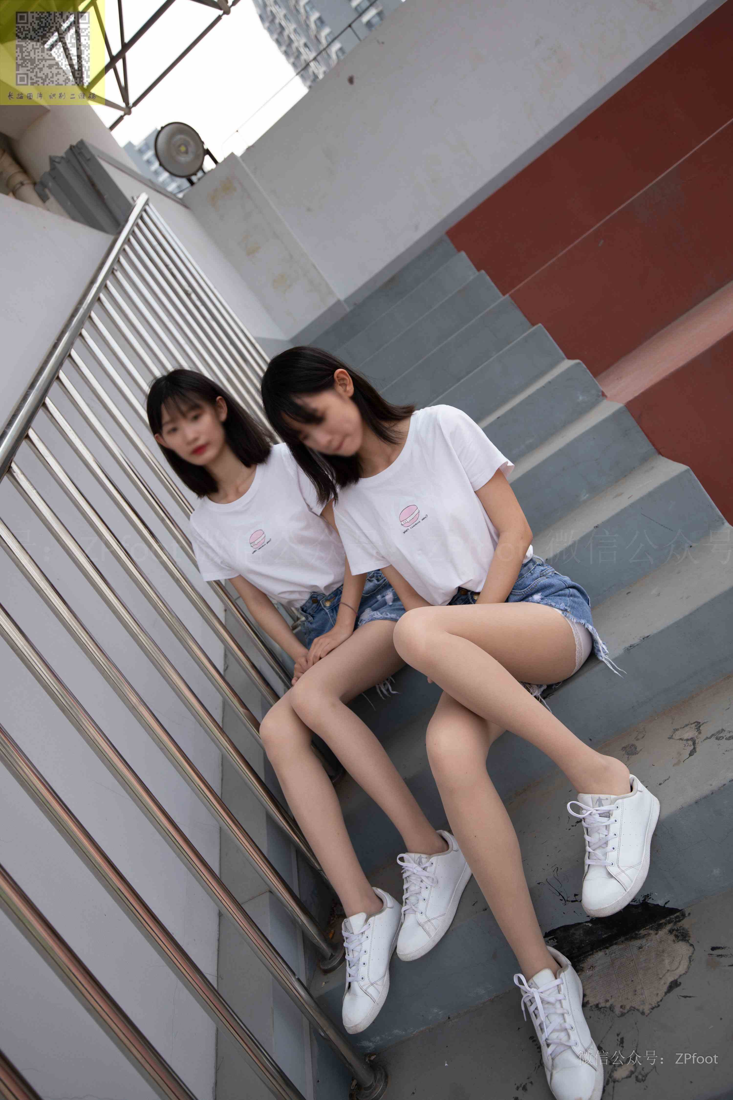 China Beauty Legs and feet 1303