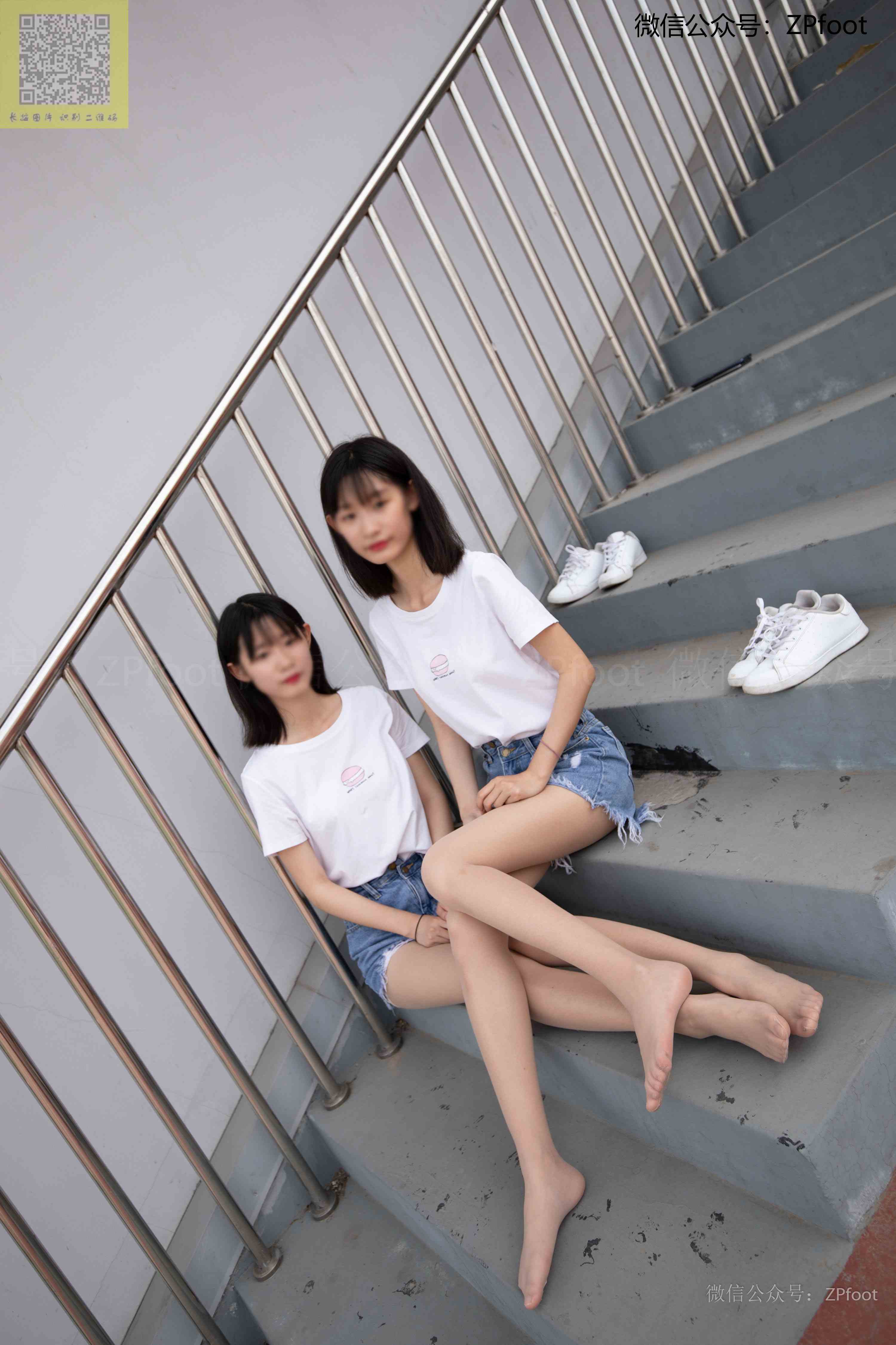 China Beauty Legs and feet 1303