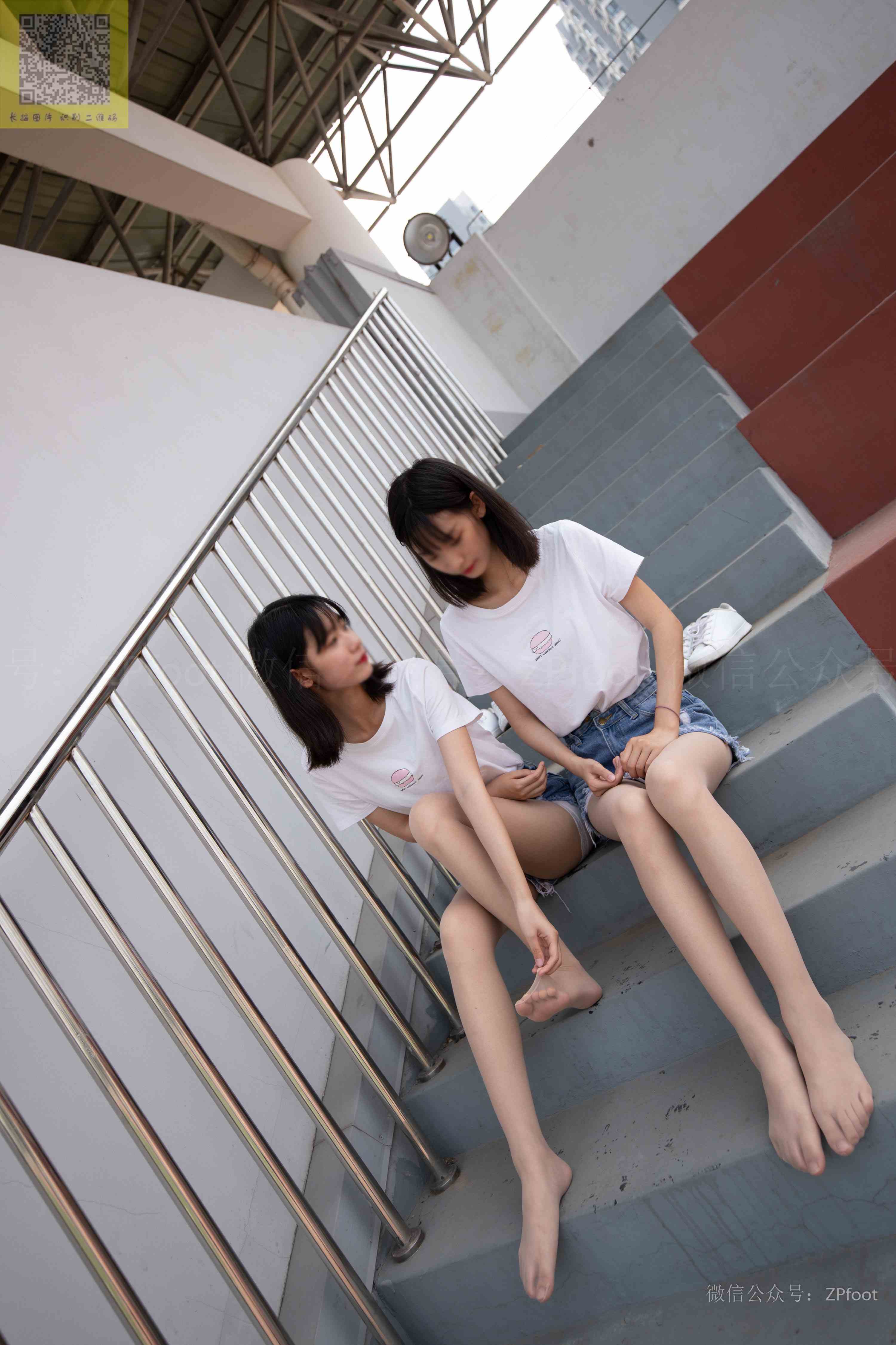 China Beauty Legs and feet 1303