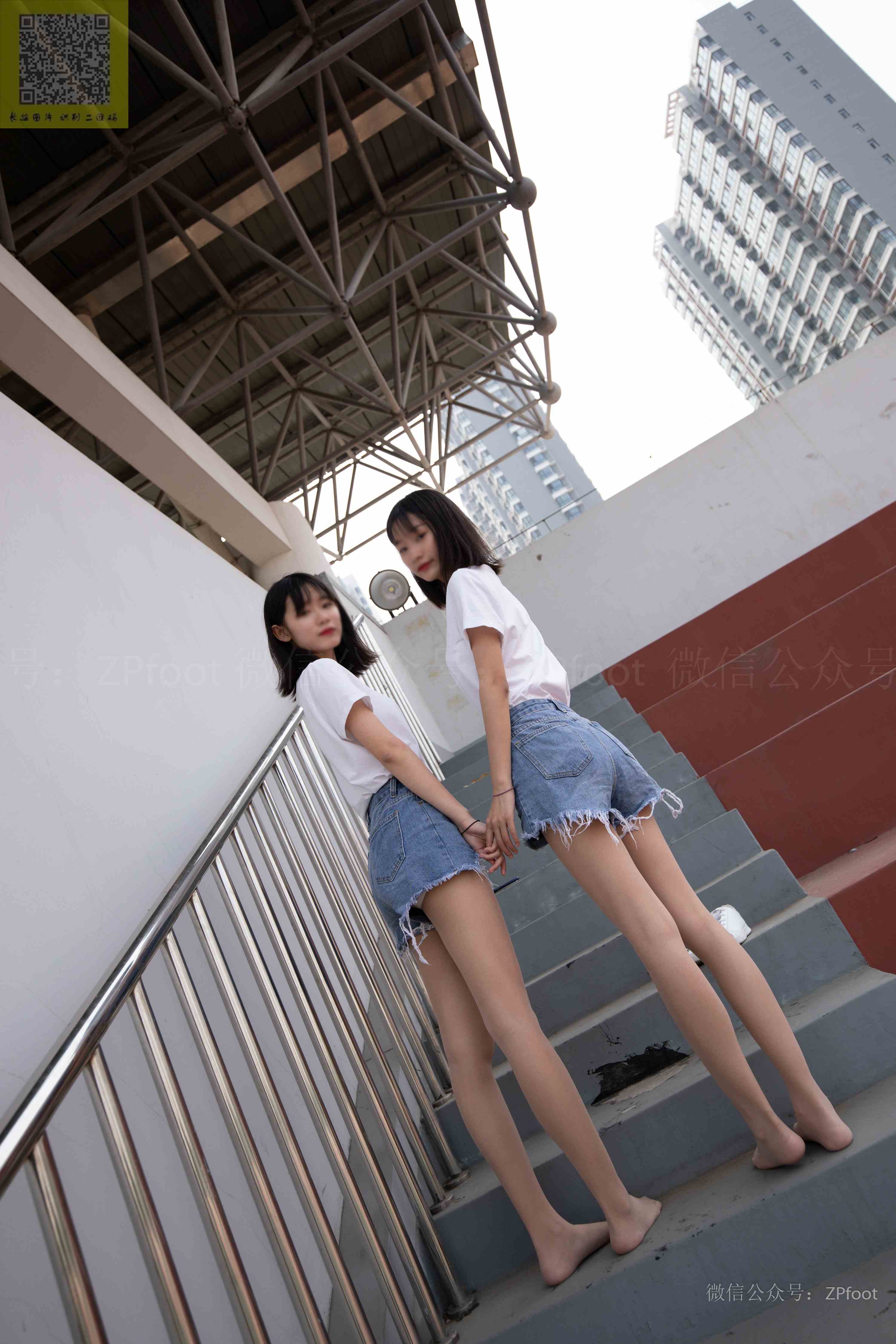 China Beauty Legs and feet 1303