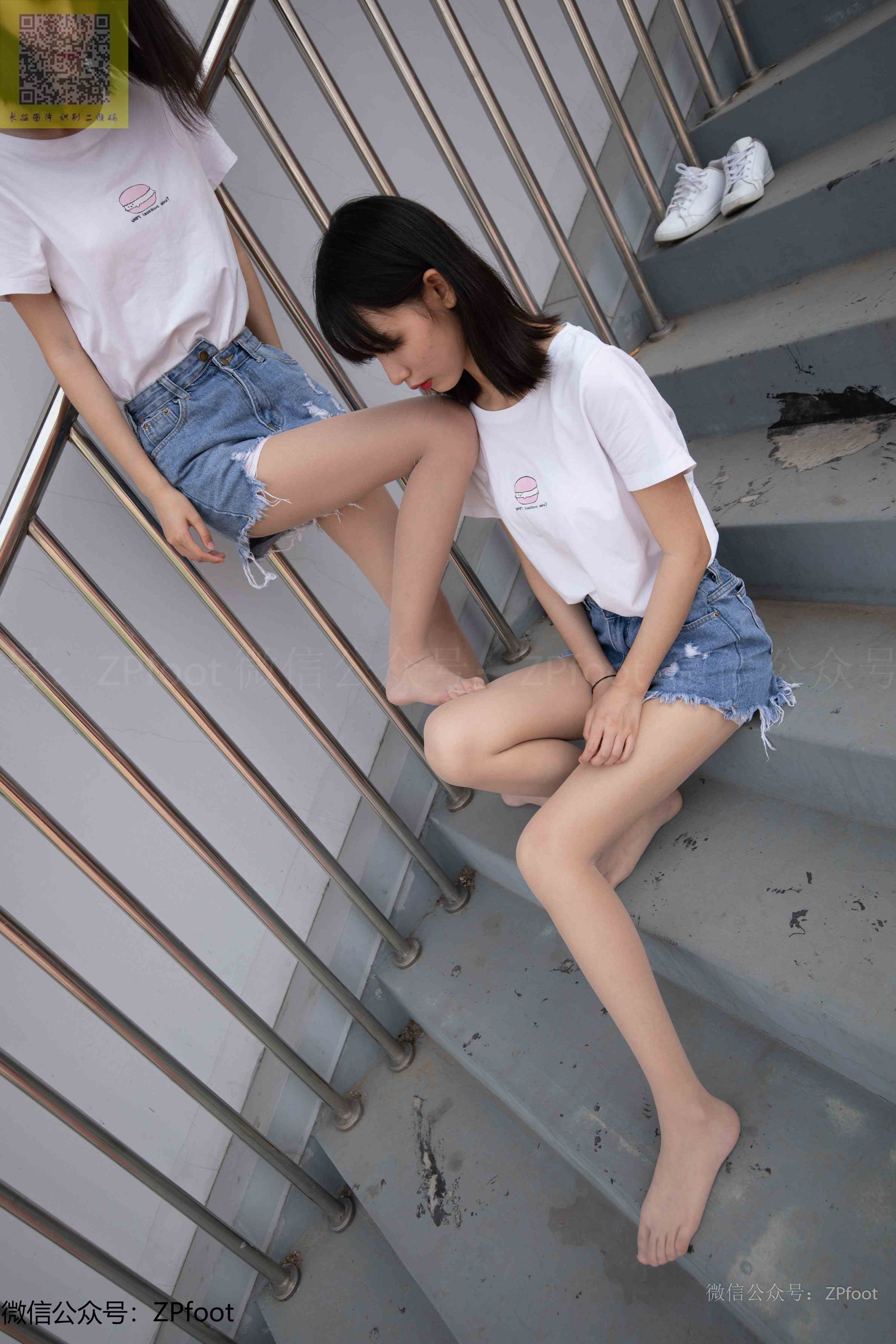 China Beauty Legs and feet 1303