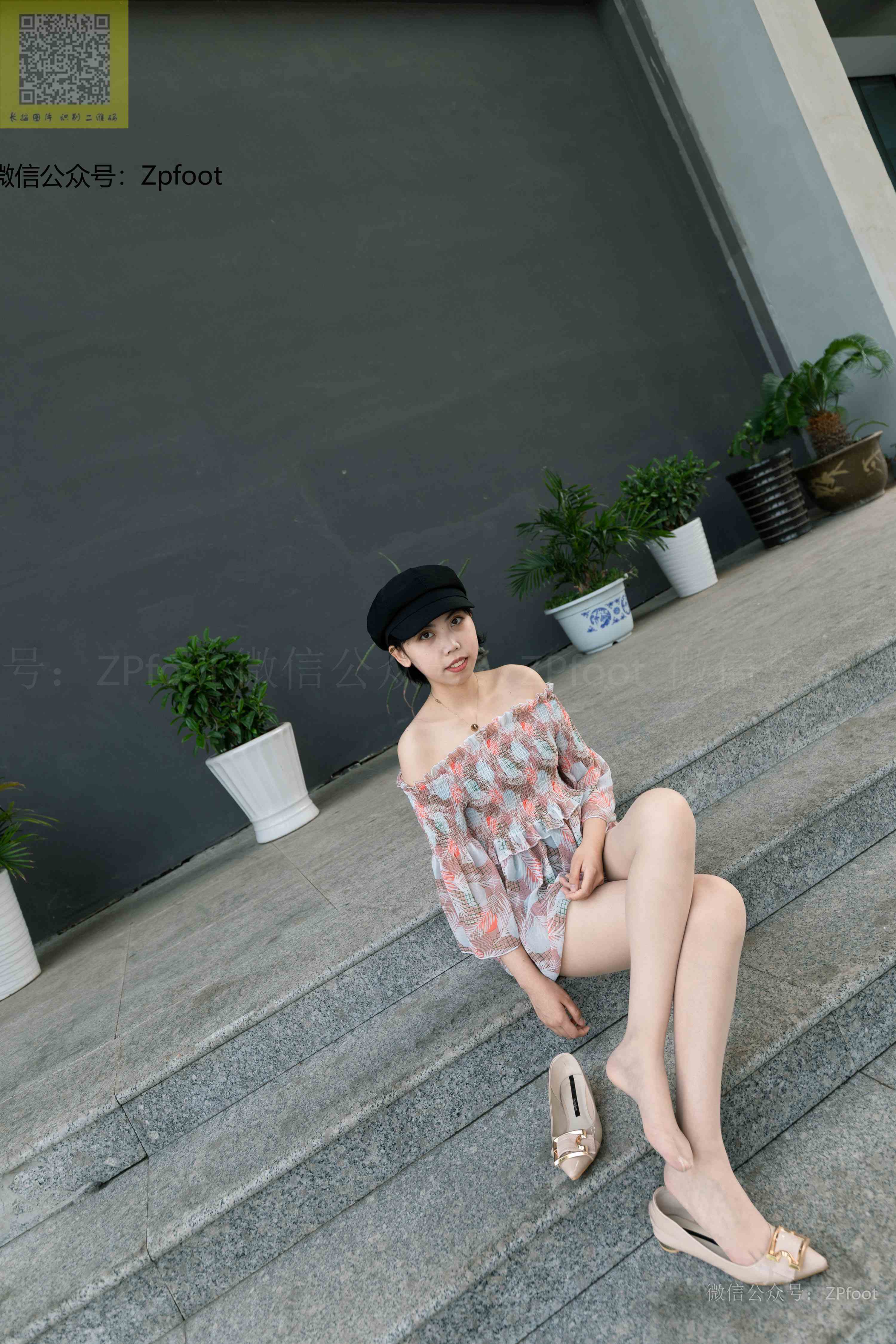 China Beauty Legs and feet 1304