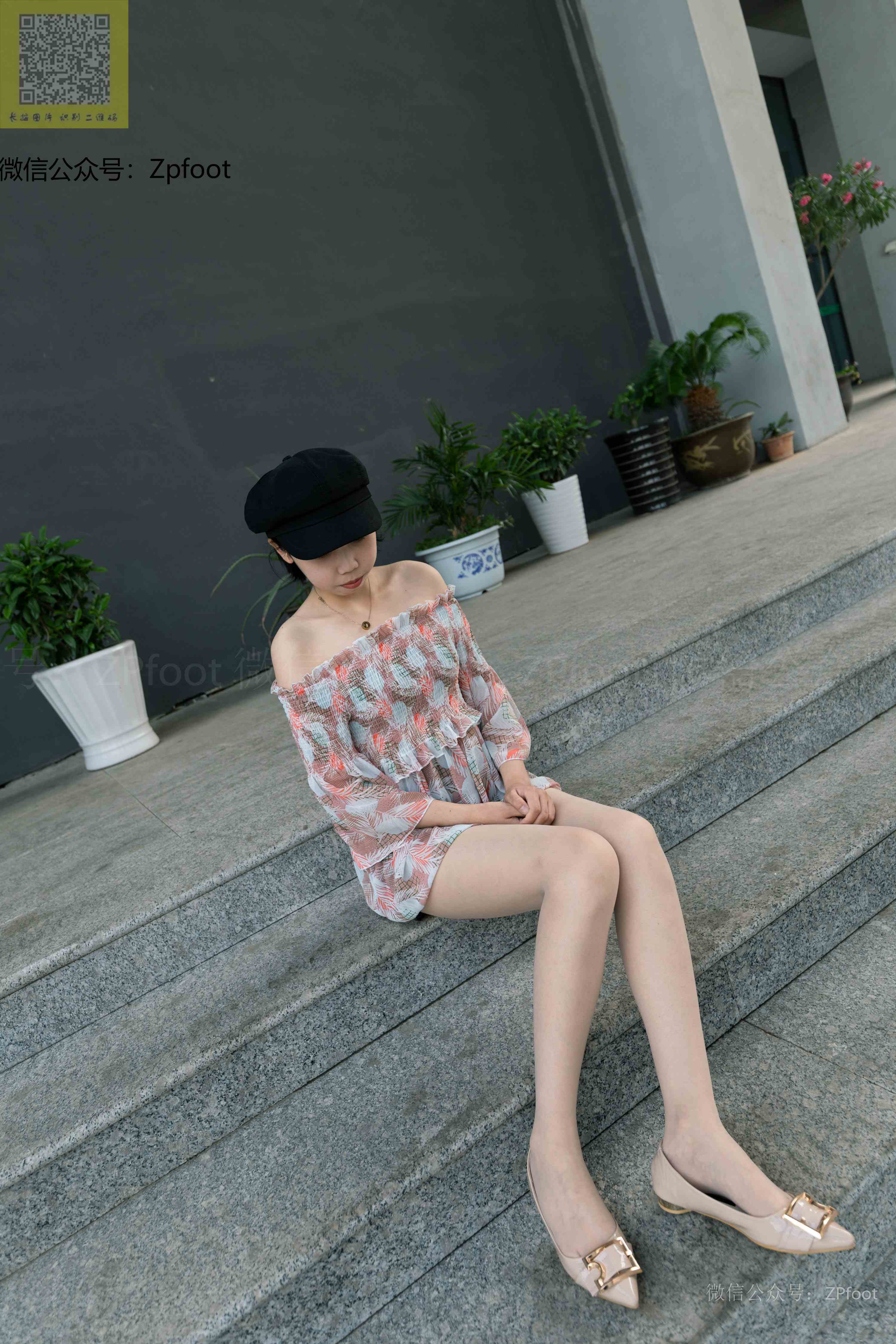 China Beauty Legs and feet 1304